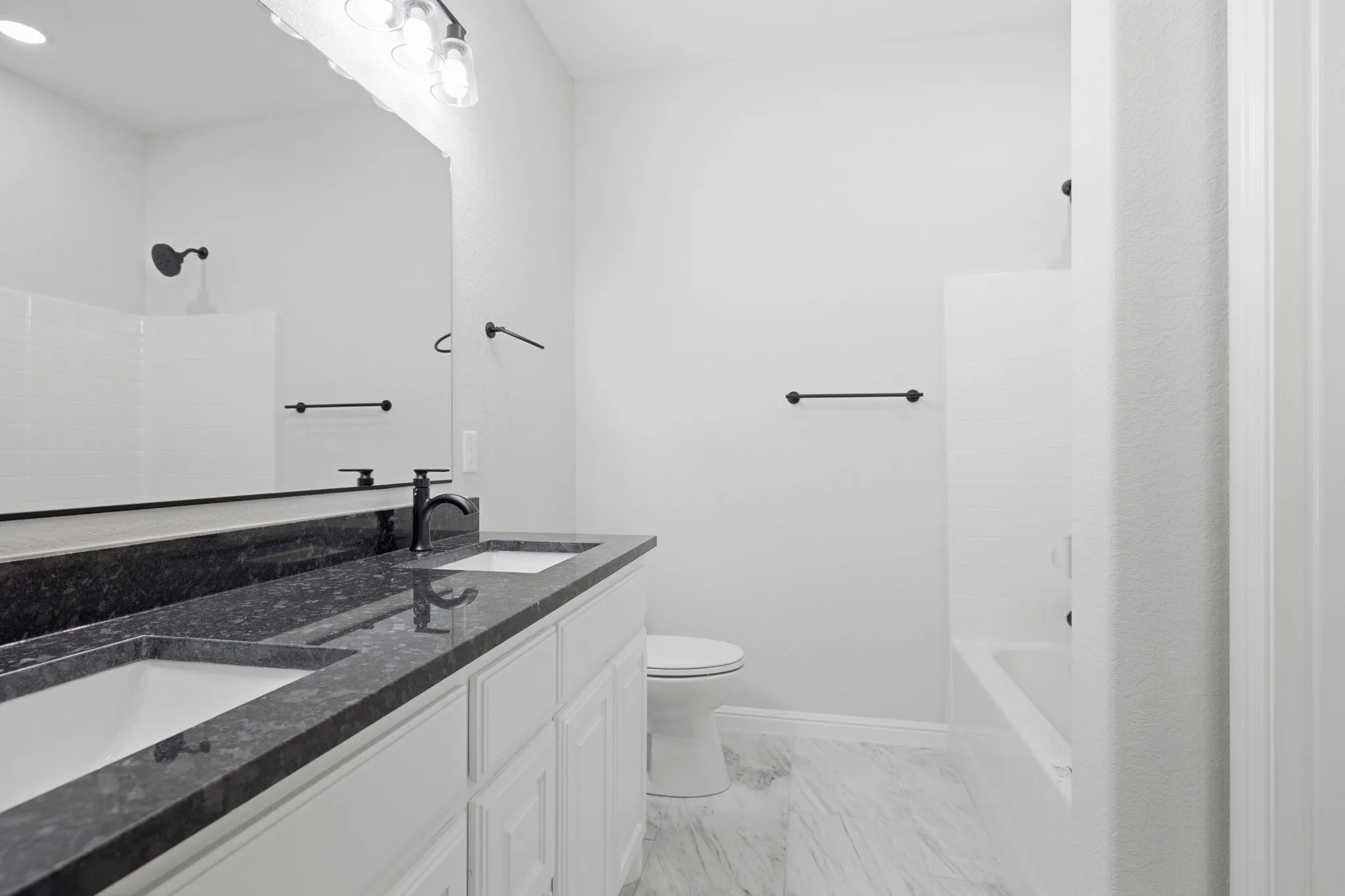 Single Family Residence For Sale in Johnson County , 302 Evans Street, Cleburne, Texas 76031, 4 Bedroom, 2 Bathroom, 2 Garage spaces, 1,617 Sqft, built in 2026, mls#21301068, Real Estate Agent in Cleburne, Homes For Sale in Johnson county, Homes For Sale in Cleburne, Realtor in Cleburne Texas, Real Estate Brokerage Independent Realty Texas, Luminita Cordes Realtor