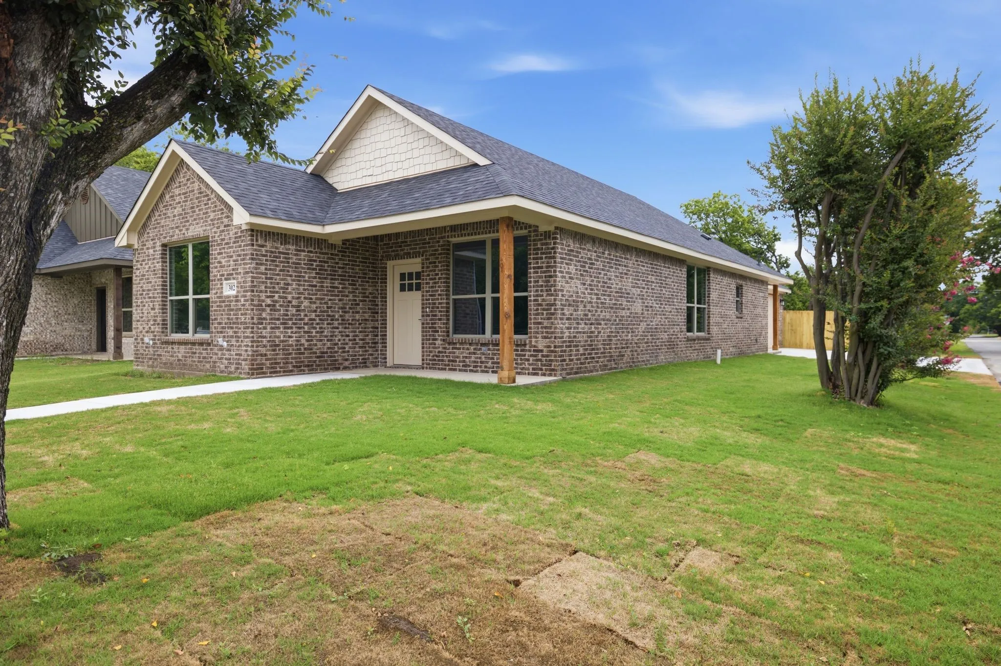 Single Family Residence For Sale in Johnson County , 302 Evans Street, Cleburne, Texas 76031, 4 Bedroom, 2 Bathroom, 2 Garage spaces, 1,617 Sqft, built in 2026, mls#21301068, Real Estate Agent in Cleburne, Homes For Sale in Johnson county, Homes For Sale in Cleburne, Realtor in Cleburne Texas, Real Estate Brokerage Independent Realty Texas, Luminita Cordes Realtor