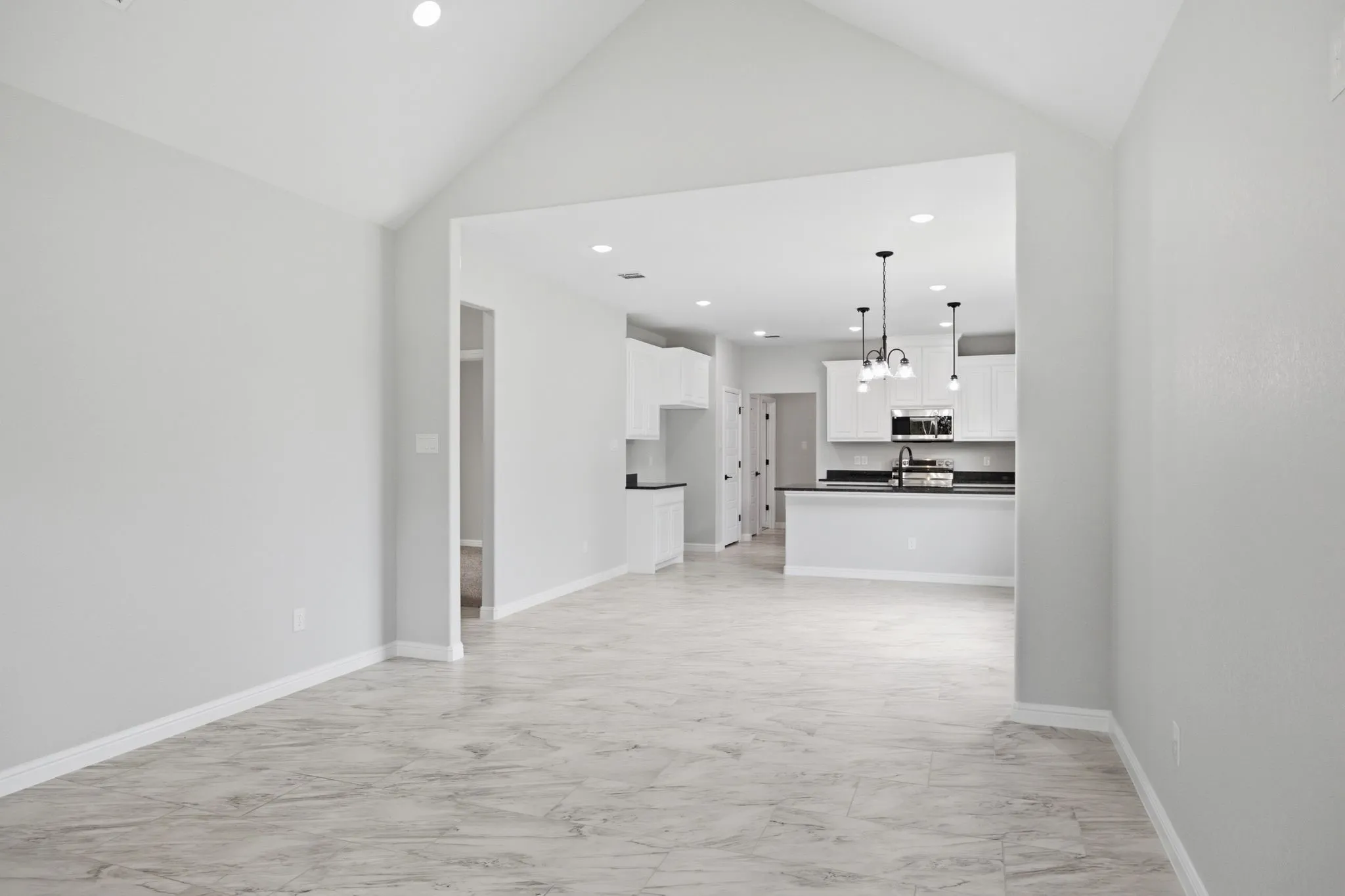 Single Family Residence For Sale in Johnson County , 302 Evans Street, Cleburne, Texas 76031, 4 Bedroom, 2 Bathroom, 2 Garage spaces, 1,617 Sqft, built in 2026, mls#21301068, Real Estate Agent in Cleburne, Homes For Sale in Johnson county, Homes For Sale in Cleburne, Realtor in Cleburne Texas, Real Estate Brokerage Independent Realty Texas, Luminita Cordes Realtor