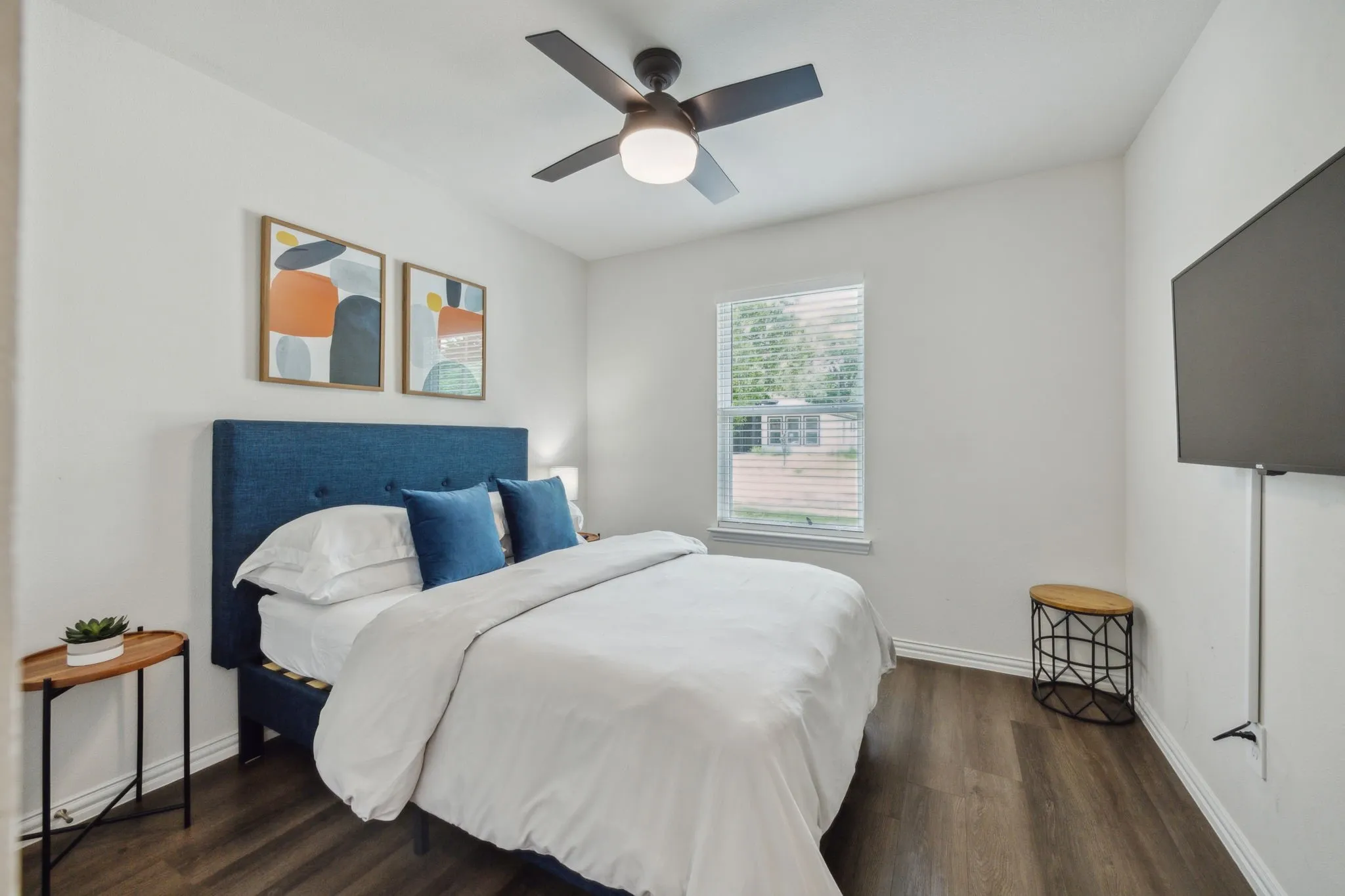 Single Family Residence For Rent in Dallas County , 2326 Harding Street, Dallas, Texas 75215, 3 Bedroom, 2 Bathroom, 2 Garage spaces, 1,068 Sqft, built in 2022, mls#21304187, Real Estate Agent in Dallas, Homes For Rent in Dallas county, Homes For Rent in Dallas, Realtor in Dallas Texas, Real Estate Brokerage Independent Realty Texas, Luminita Cordes Realtor