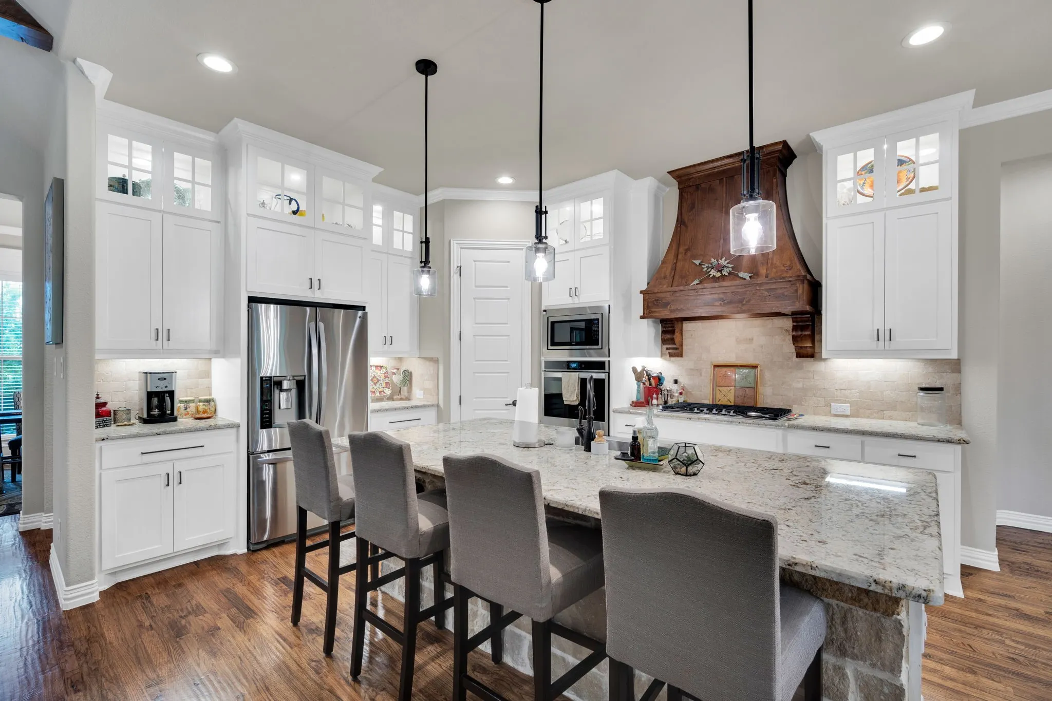 Single Family Residence For Sale in Ellis County , 1310 Rustic Ridge, Midlothian, Texas 76065, 4 Bedroom, 3 Bathroom, 3 Garage spaces, 2,920 Sqft, built in 2020, mls#21304214, Real Estate Agent in Midlothian, Homes For Sale in Ellis county, Homes For Sale in Midlothian, Realtor in Midlothian Texas, Real Estate Brokerage Independent Realty Texas, Luminita Cordes Realtor