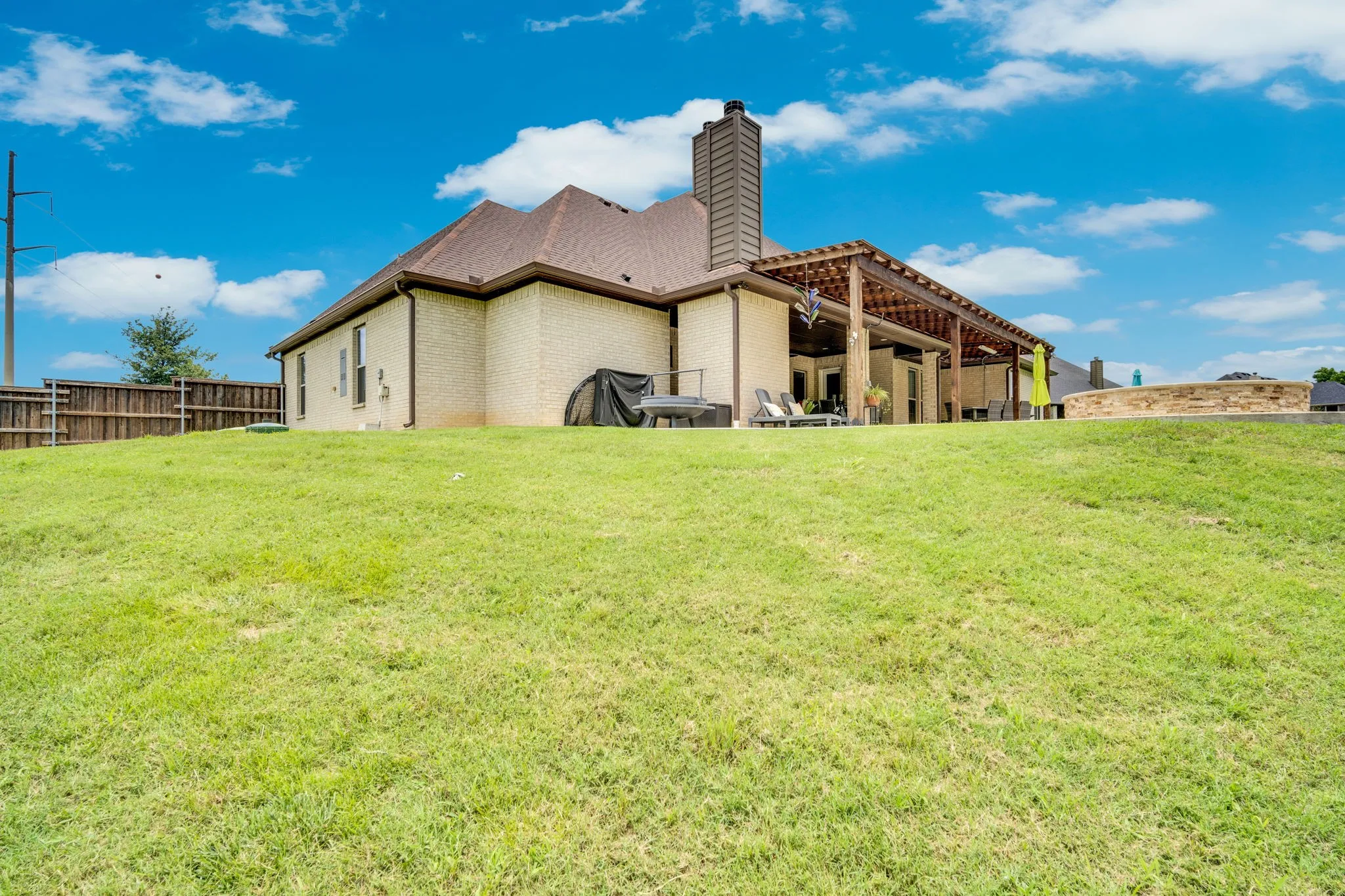 Single Family Residence For Sale in Ellis County , 1310 Rustic Ridge, Midlothian, Texas 76065, 4 Bedroom, 3 Bathroom, 3 Garage spaces, 2,920 Sqft, built in 2020, mls#21304214, Real Estate Agent in Midlothian, Homes For Sale in Ellis county, Homes For Sale in Midlothian, Realtor in Midlothian Texas, Real Estate Brokerage Independent Realty Texas, Luminita Cordes Realtor