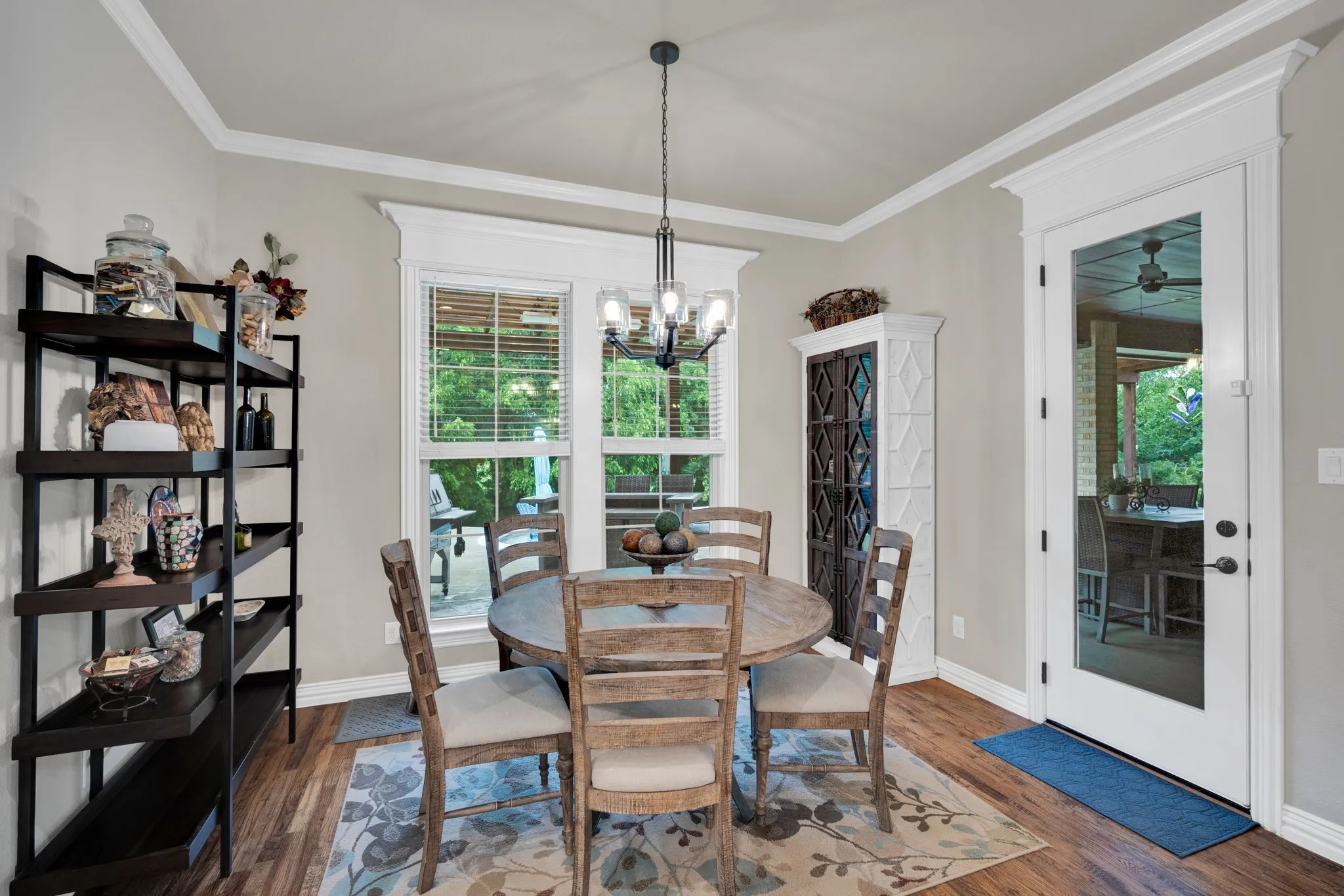 Single Family Residence For Sale in Ellis County , 1310 Rustic Ridge, Midlothian, Texas 76065, 4 Bedroom, 3 Bathroom, 3 Garage spaces, 2,920 Sqft, built in 2020, mls#21304214, Real Estate Agent in Midlothian, Homes For Sale in Ellis county, Homes For Sale in Midlothian, Realtor in Midlothian Texas, Real Estate Brokerage Independent Realty Texas, Luminita Cordes Realtor