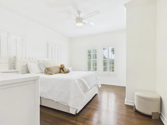 Single Family Residence For Sale in Smith County , 1521 S Chilton Avenue, Tyler, Texas 75701, 3 Bedroom, 3 Bathroom, 2 Garage spaces, 2,651 Sqft, built in 1931, mls#21289717, Real Estate Agent in Tyler, Homes For Sale in Smith county, Homes For Sale in Tyler, Realtor in Tyler Texas, Real Estate Brokerage Independent Realty Texas, Luminita Cordes Realtor