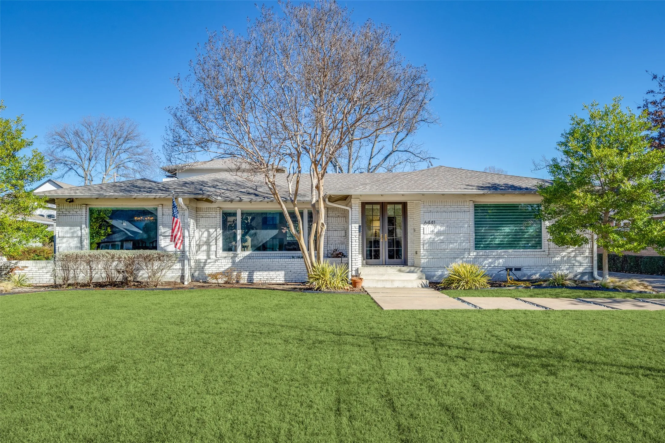 Single Family Residence For Rent in Dallas County , 6441 Park Lane, Dallas, Texas 75225, 4 Bedroom, 5 Bathroom, Garage spaces, 3,452 Sqft, built in 1953, mls#21304219, Real Estate Agent in Dallas, Homes For Rent in Dallas county, Homes For Rent in Dallas, Realtor in Dallas Texas, Real Estate Brokerage Independent Realty Texas, Luminita Cordes Realtor