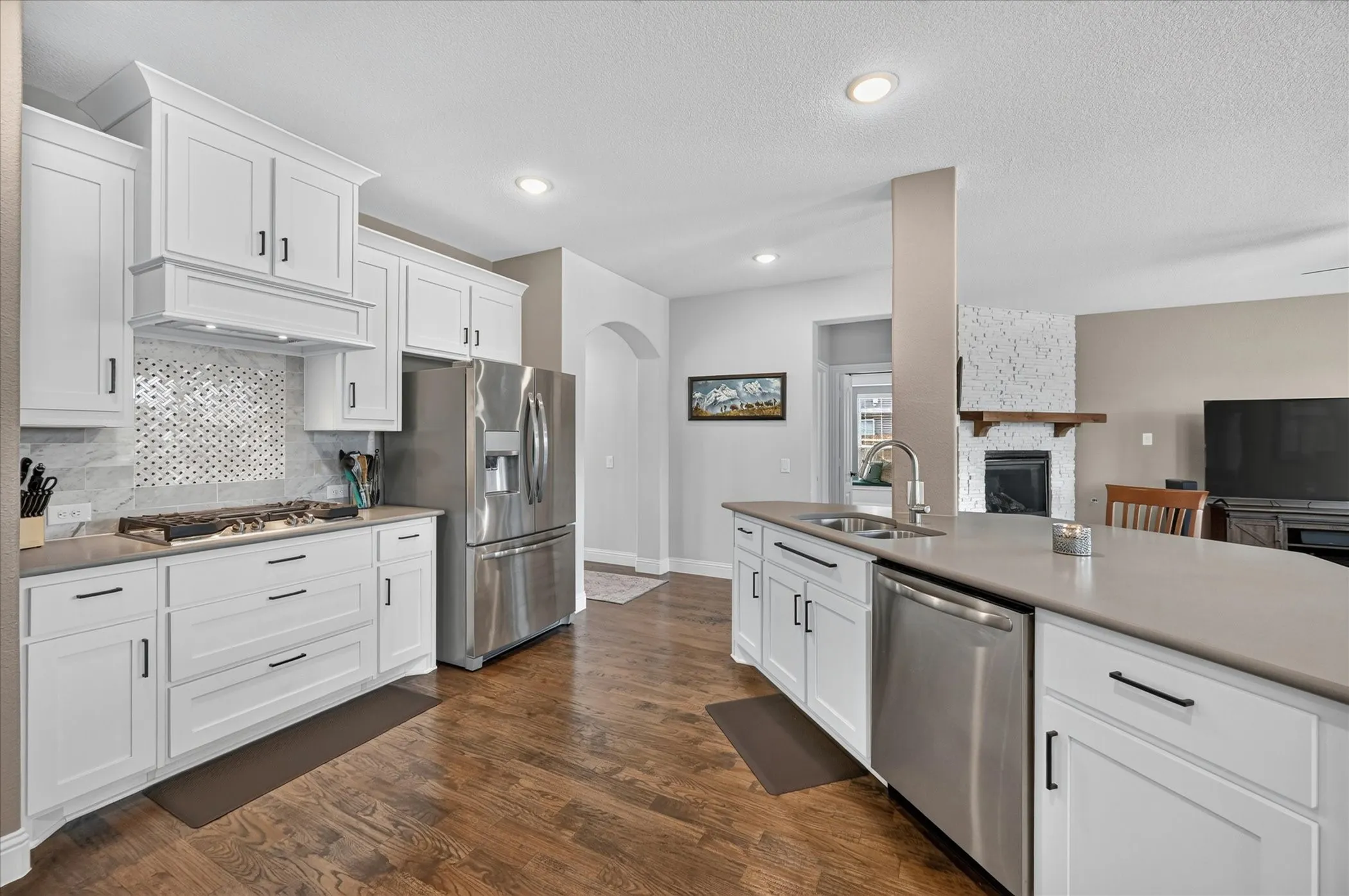 Single Family Residence For Sale in Dallas County , 1943 Silverleaf Drive, Glenn Heights, Texas 75154, 5 Bedroom, 4 Bathroom, 3 Garage spaces, 3,228 Sqft, built in 2021, mls#21304218, Real Estate Agent in Glenn Heights, Homes For Sale in Dallas county, Homes For Sale in Glenn Heights, Realtor in Glenn Heights Texas, Real Estate Brokerage Independent Realty Texas, Luminita Cordes Realtor