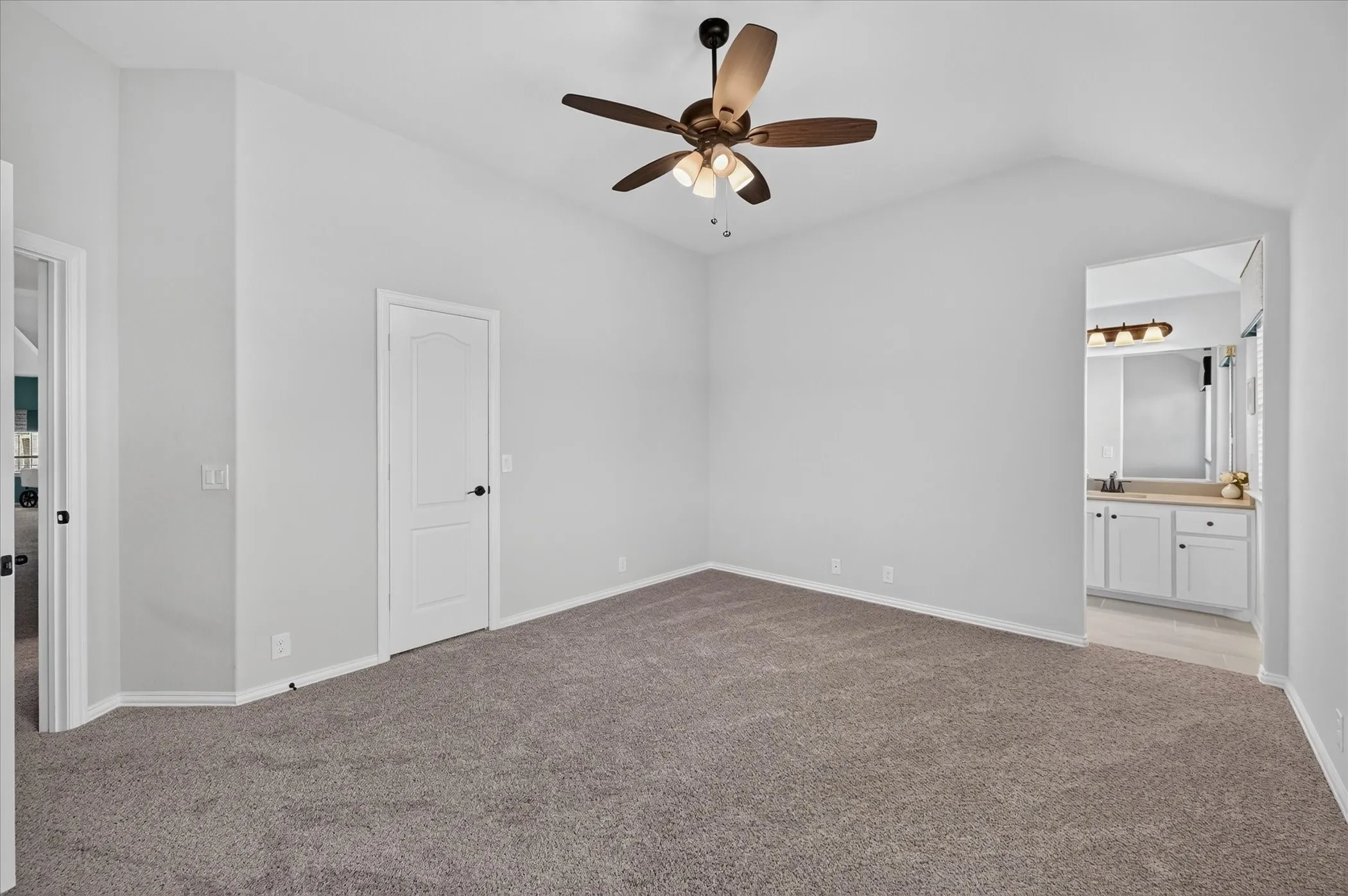 Single Family Residence For Sale in Dallas County , 1943 Silverleaf Drive, Glenn Heights, Texas 75154, 5 Bedroom, 4 Bathroom, 3 Garage spaces, 3,228 Sqft, built in 2021, mls#21304218, Real Estate Agent in Glenn Heights, Homes For Sale in Dallas county, Homes For Sale in Glenn Heights, Realtor in Glenn Heights Texas, Real Estate Brokerage Independent Realty Texas, Luminita Cordes Realtor