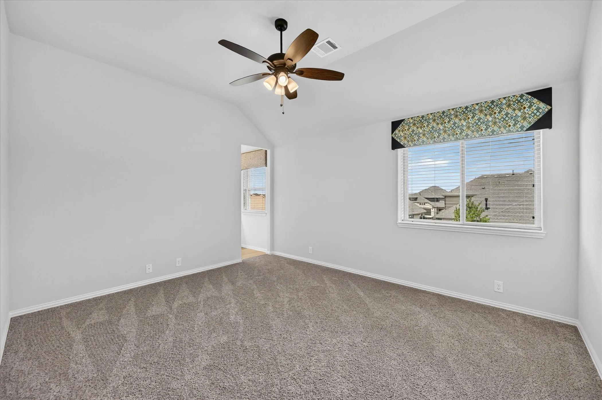 Single Family Residence For Sale in Dallas County , 1943 Silverleaf Drive, Glenn Heights, Texas 75154, 5 Bedroom, 4 Bathroom, 3 Garage spaces, 3,228 Sqft, built in 2021, mls#21304218, Real Estate Agent in Glenn Heights, Homes For Sale in Dallas county, Homes For Sale in Glenn Heights, Realtor in Glenn Heights Texas, Real Estate Brokerage Independent Realty Texas, Luminita Cordes Realtor