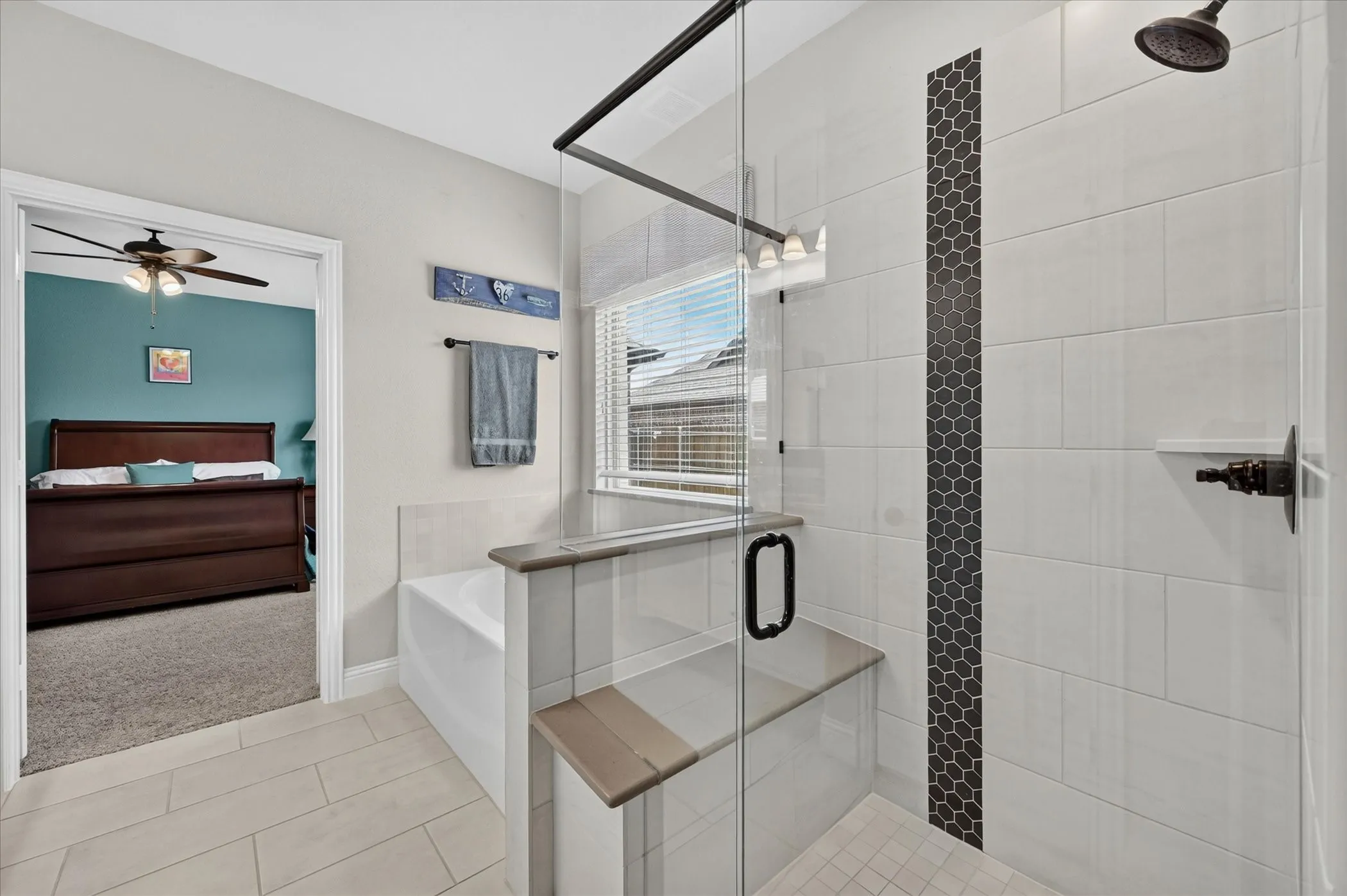 Single Family Residence For Sale in Dallas County , 1943 Silverleaf Drive, Glenn Heights, Texas 75154, 5 Bedroom, 4 Bathroom, 3 Garage spaces, 3,228 Sqft, built in 2021, mls#21304218, Real Estate Agent in Glenn Heights, Homes For Sale in Dallas county, Homes For Sale in Glenn Heights, Realtor in Glenn Heights Texas, Real Estate Brokerage Independent Realty Texas, Luminita Cordes Realtor