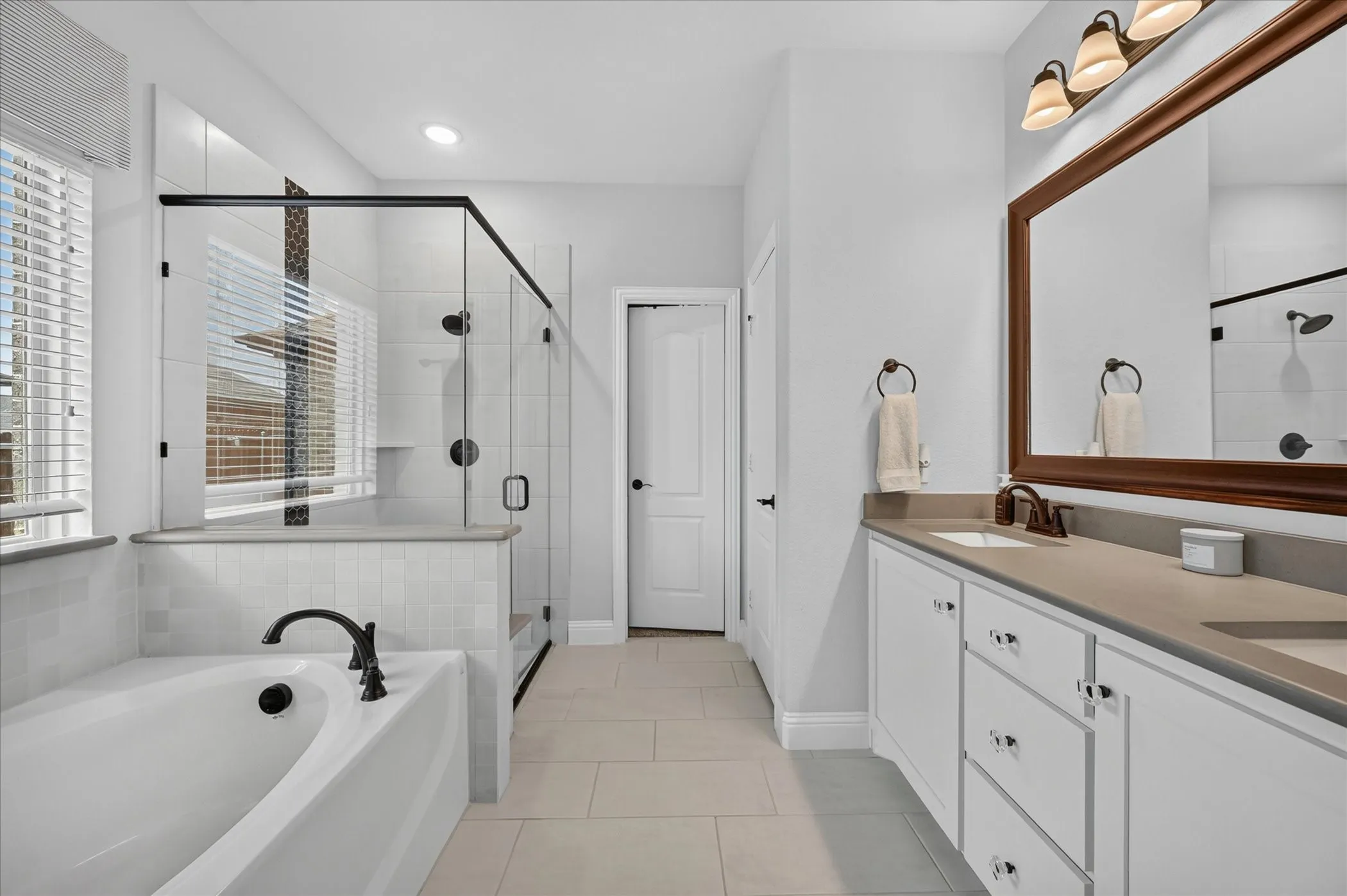 Primary bath