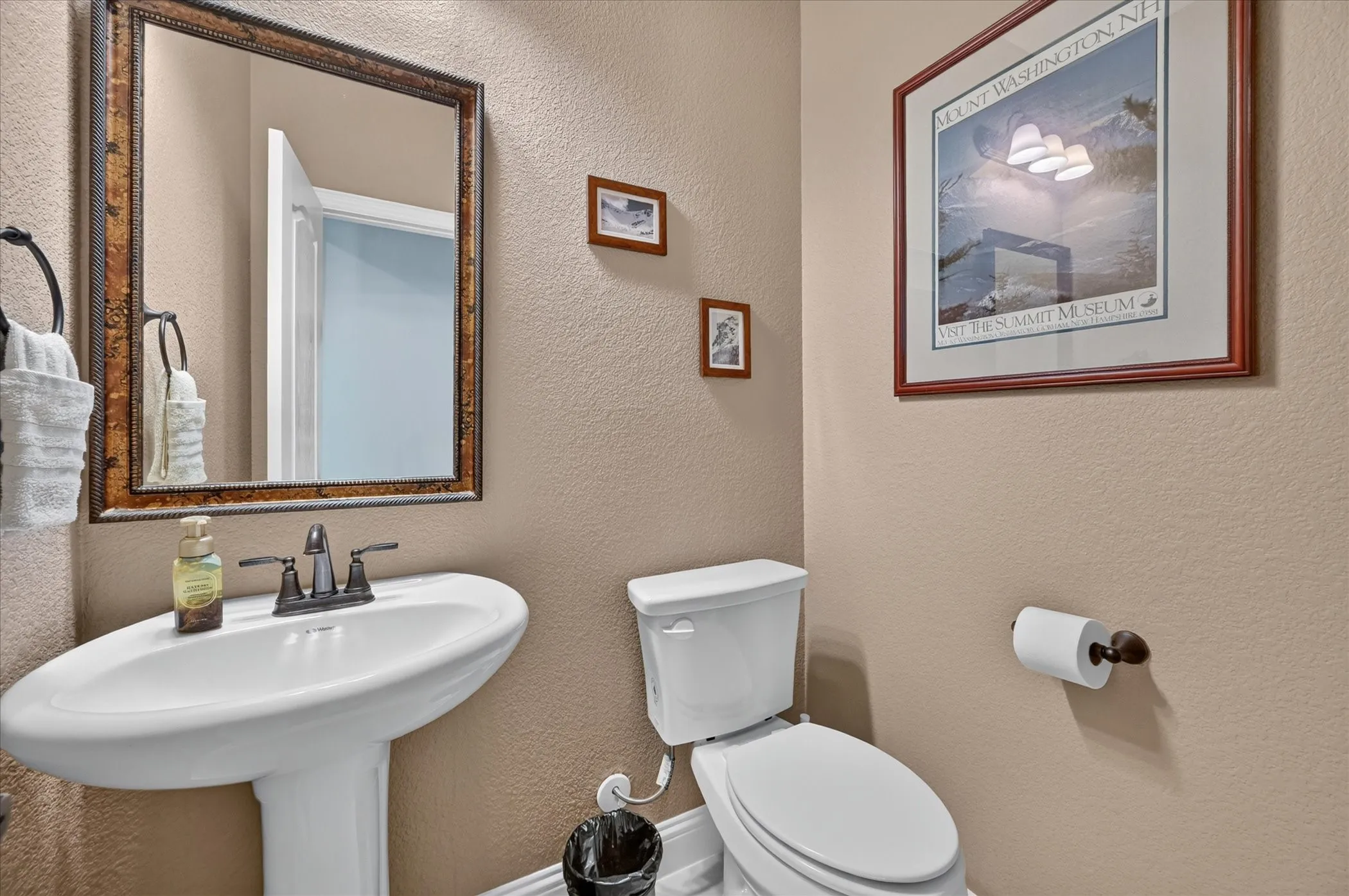 Single Family Residence For Sale in Dallas County , 1943 Silverleaf Drive, Glenn Heights, Texas 75154, 5 Bedroom, 4 Bathroom, 3 Garage spaces, 3,228 Sqft, built in 2021, mls#21304218, Real Estate Agent in Glenn Heights, Homes For Sale in Dallas county, Homes For Sale in Glenn Heights, Realtor in Glenn Heights Texas, Real Estate Brokerage Independent Realty Texas, Luminita Cordes Realtor