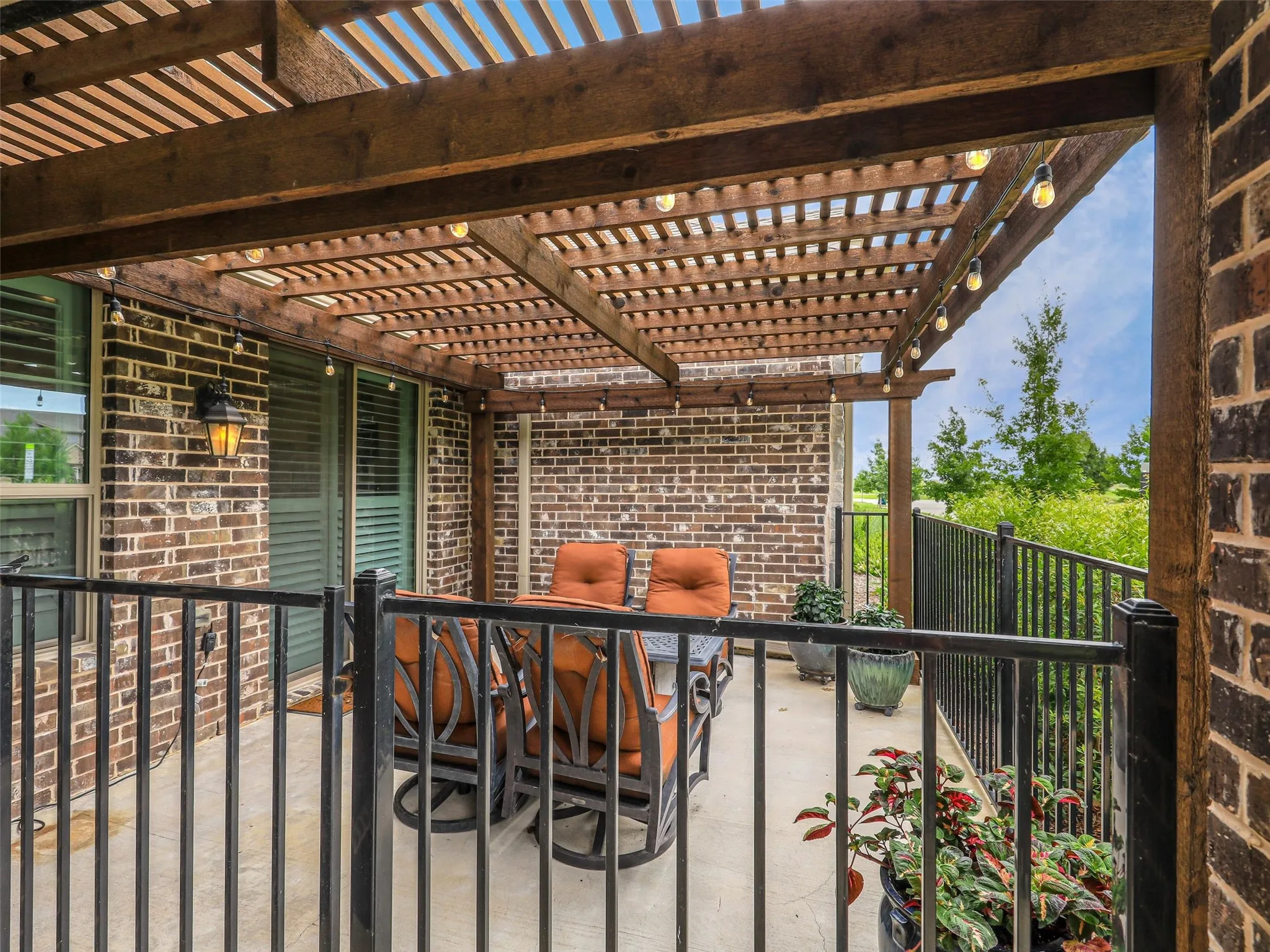 Townhouse For Sale in Denton County , 3770 White Clover Lane, Prosper, Texas 75078, 2 Bedroom, 2 Bathroom, 2 Garage spaces, 1,562 Sqft, built in 2021, mls#21299781, Real Estate Agent in Prosper, Homes For Sale in Denton county, Homes For Sale in Prosper, Realtor in Prosper Texas, Real Estate Brokerage Independent Realty Texas, Luminita Cordes Realtor