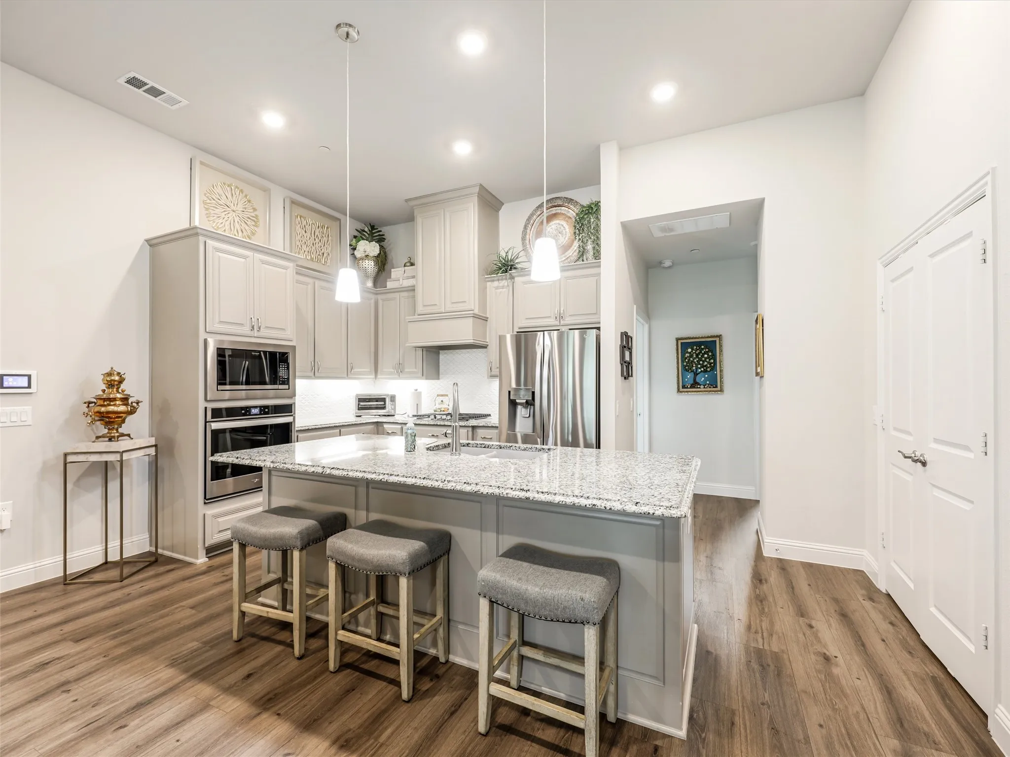 Townhouse For Sale in Denton County , 3770 White Clover Lane, Prosper, Texas 75078, 2 Bedroom, 2 Bathroom, 2 Garage spaces, 1,562 Sqft, built in 2021, mls#21299781, Real Estate Agent in Prosper, Homes For Sale in Denton county, Homes For Sale in Prosper, Realtor in Prosper Texas, Real Estate Brokerage Independent Realty Texas, Luminita Cordes Realtor