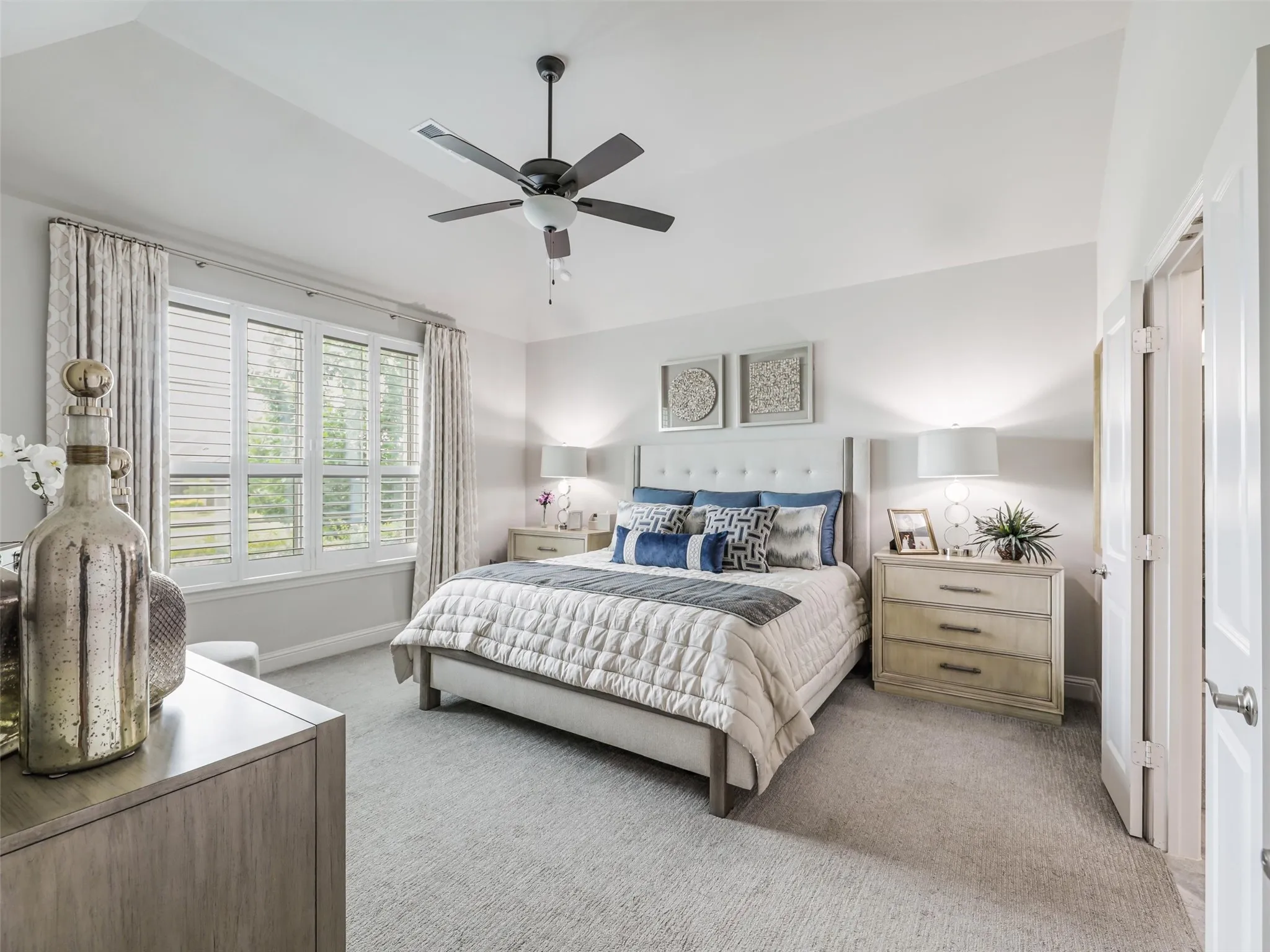 Townhouse For Sale in Denton County , 3770 White Clover Lane, Prosper, Texas 75078, 2 Bedroom, 2 Bathroom, 2 Garage spaces, 1,562 Sqft, built in 2021, mls#21299781, Real Estate Agent in Prosper, Homes For Sale in Denton county, Homes For Sale in Prosper, Realtor in Prosper Texas, Real Estate Brokerage Independent Realty Texas, Luminita Cordes Realtor