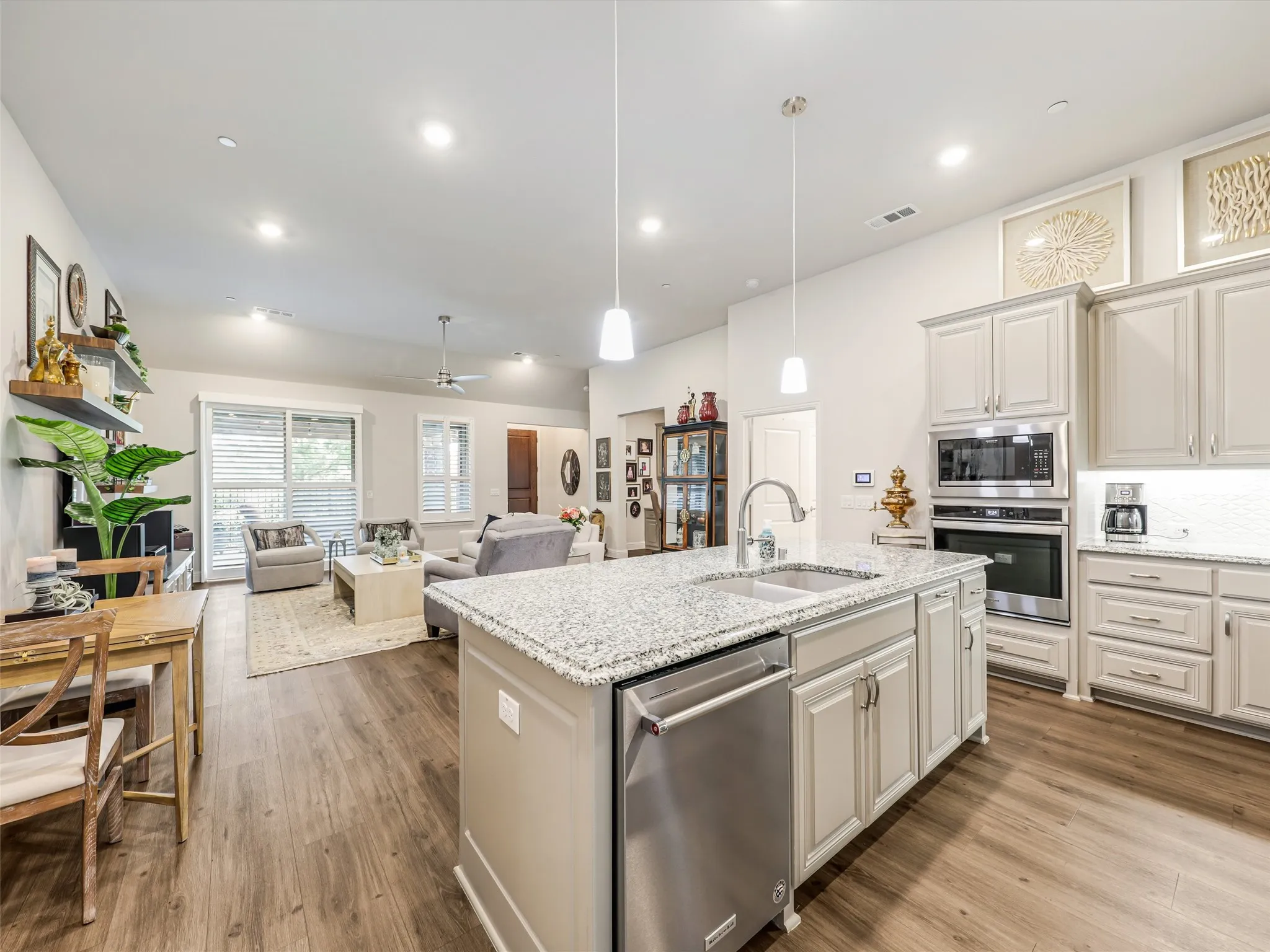 Townhouse For Sale in Denton County , 3770 White Clover Lane, Prosper, Texas 75078, 2 Bedroom, 2 Bathroom, 2 Garage spaces, 1,562 Sqft, built in 2021, mls#21299781, Real Estate Agent in Prosper, Homes For Sale in Denton county, Homes For Sale in Prosper, Realtor in Prosper Texas, Real Estate Brokerage Independent Realty Texas, Luminita Cordes Realtor