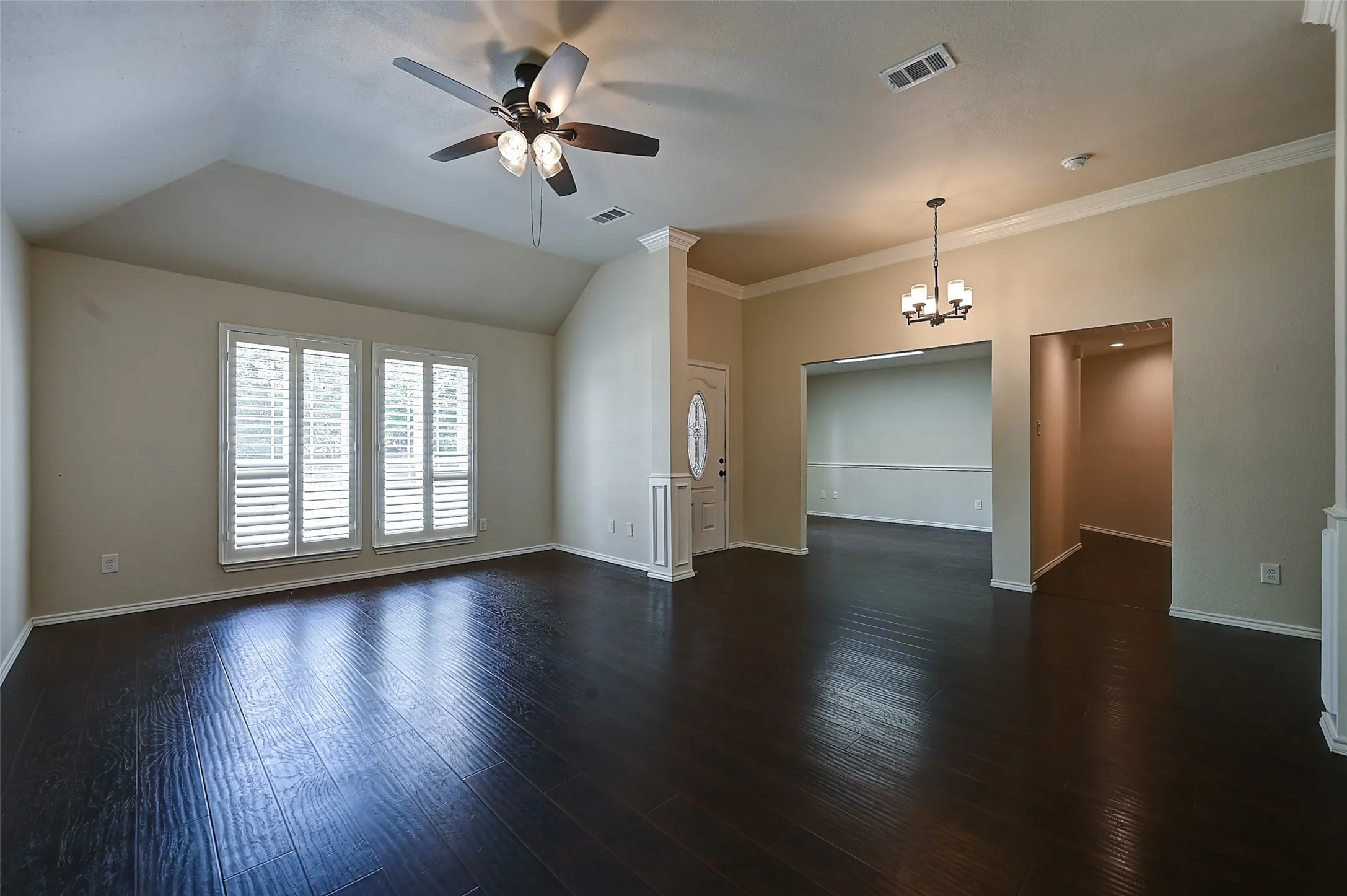 Single Family Residence For Sale in Collin County , 1508 Sandy Ridge, Mc Kinney, Texas 75069, 3 Bedroom, 2 Bathroom, 2 Garage spaces, 2,075 Sqft, built in 1995, mls#21303111, Real Estate Agent in Mc Kinney, Homes For Sale in Collin county, Homes For Sale in Mc Kinney, Realtor in Mc Kinney Texas, Real Estate Brokerage Independent Realty Texas, Luminita Cordes Realtor