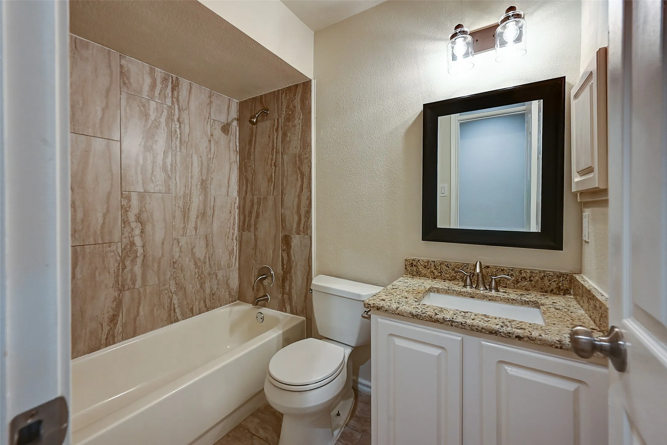 Single Family Residence For Sale in Collin County , 1508 Sandy Ridge, Mc Kinney, Texas 75069, 3 Bedroom, 2 Bathroom, 2 Garage spaces, 2,075 Sqft, built in 1995, mls#21303111, Real Estate Agent in Mc Kinney, Homes For Sale in Collin county, Homes For Sale in Mc Kinney, Realtor in Mc Kinney Texas, Real Estate Brokerage Independent Realty Texas, Luminita Cordes Realtor