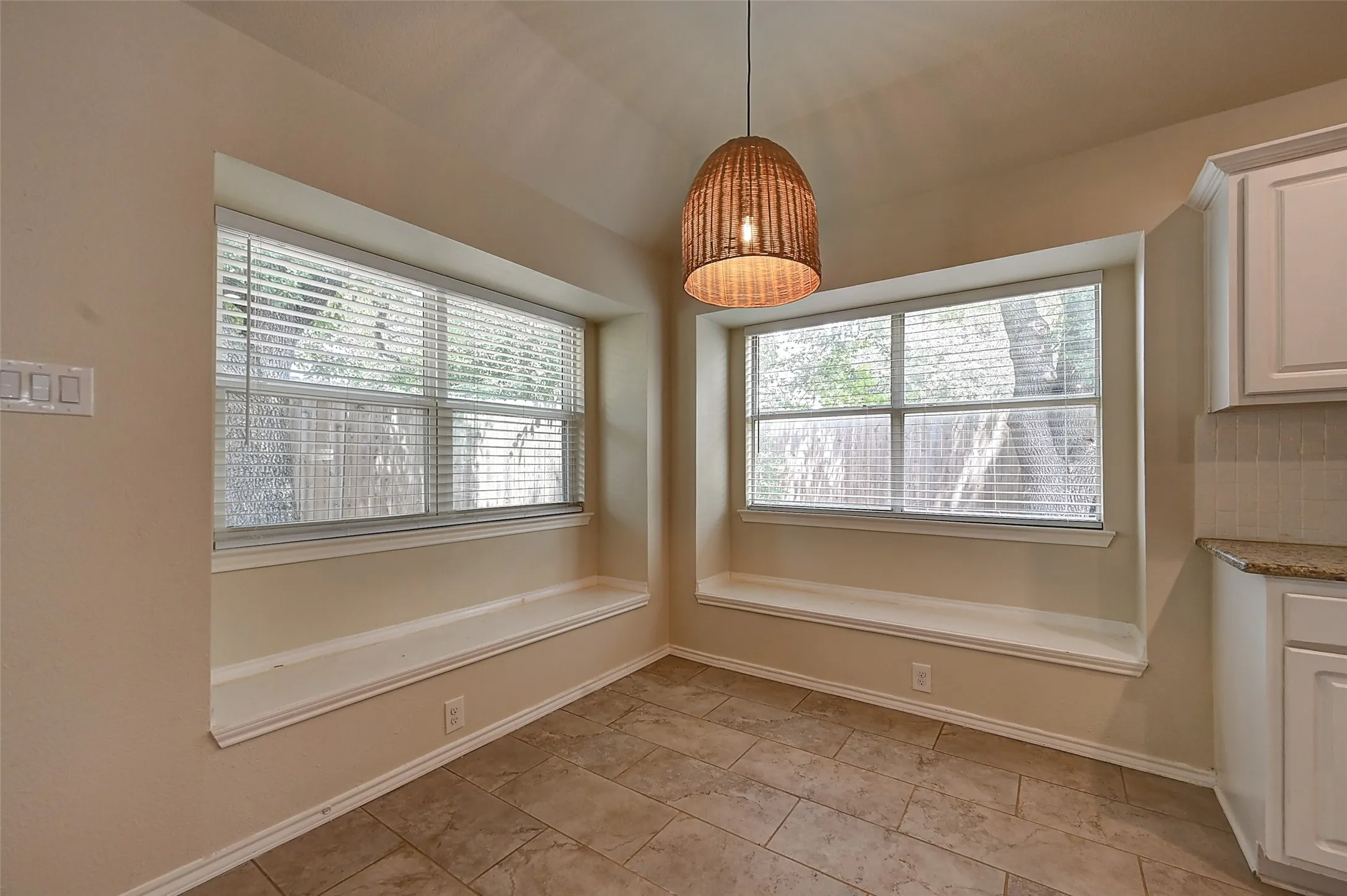 Single Family Residence For Sale in Collin County , 1508 Sandy Ridge, Mc Kinney, Texas 75069, 3 Bedroom, 2 Bathroom, 2 Garage spaces, 2,075 Sqft, built in 1995, mls#21303111, Real Estate Agent in Mc Kinney, Homes For Sale in Collin county, Homes For Sale in Mc Kinney, Realtor in Mc Kinney Texas, Real Estate Brokerage Independent Realty Texas, Luminita Cordes Realtor