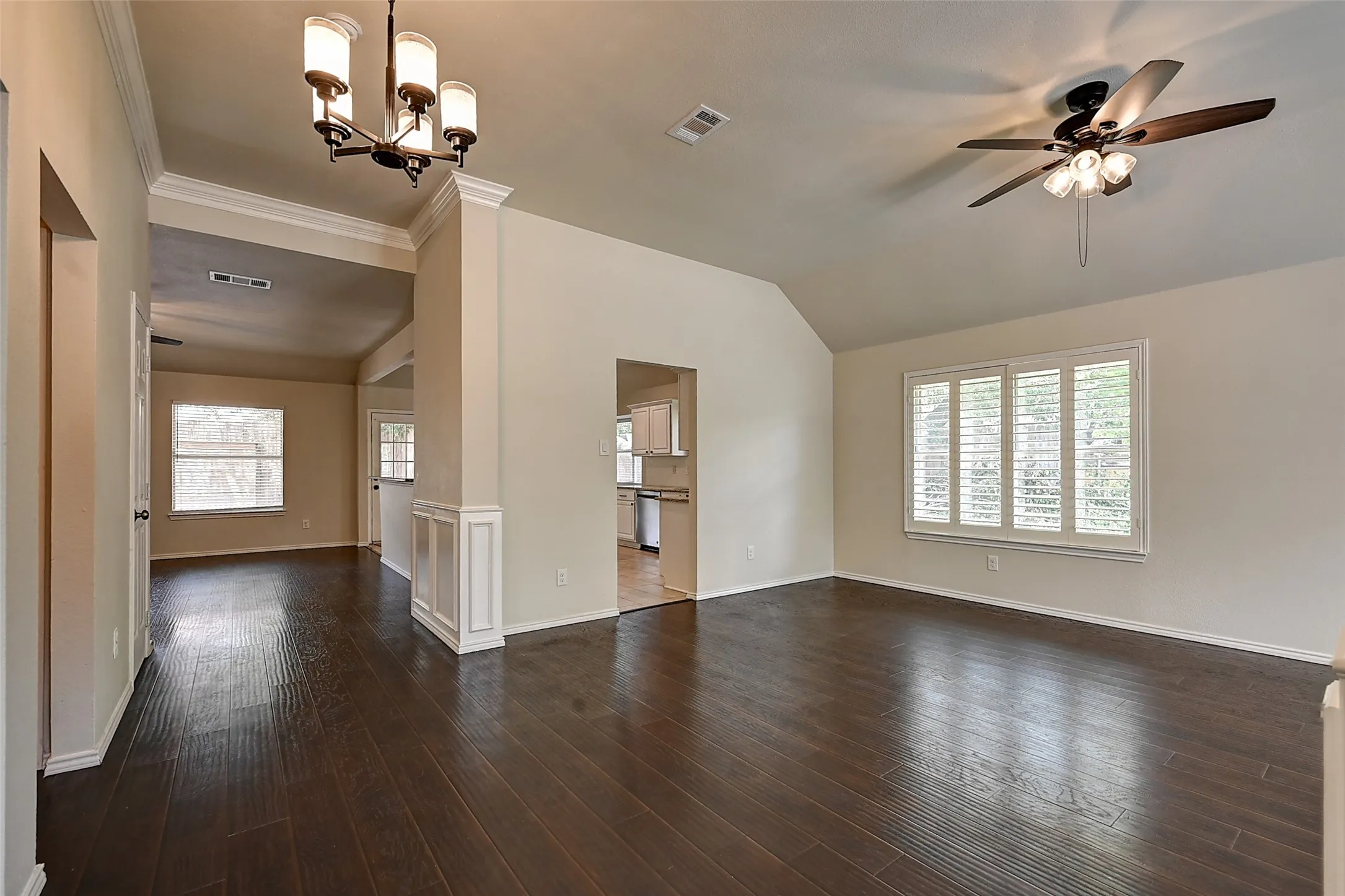 Single Family Residence For Sale in Collin County , 1508 Sandy Ridge, Mc Kinney, Texas 75069, 3 Bedroom, 2 Bathroom, 2 Garage spaces, 2,075 Sqft, built in 1995, mls#21303111, Real Estate Agent in Mc Kinney, Homes For Sale in Collin county, Homes For Sale in Mc Kinney, Realtor in Mc Kinney Texas, Real Estate Brokerage Independent Realty Texas, Luminita Cordes Realtor