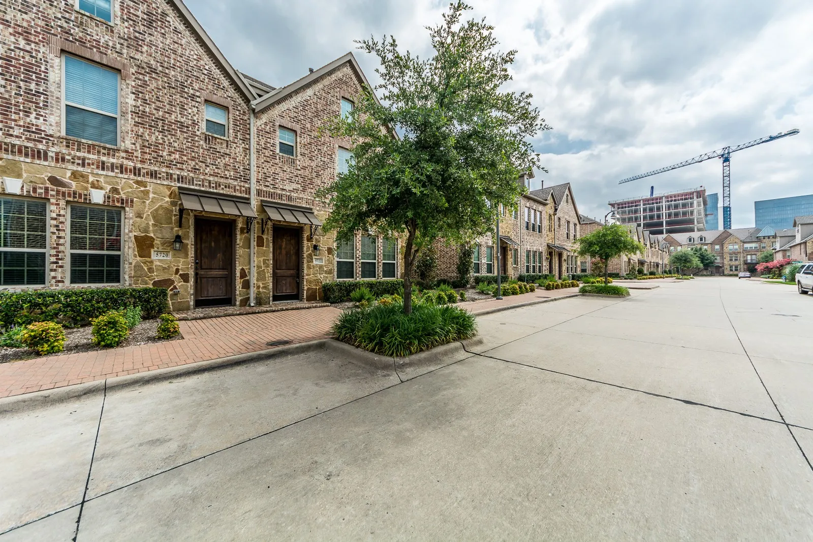 Townhouse For Rent in Collin County , 5722 Kate Avenue, Plano, Texas 75024, 3 Bedroom, 4 Bathroom, 2 Garage spaces, 2,039 Sqft, built in 2012, mls#21304221, Real Estate Agent in Plano, Homes For Rent in Collin county, Homes For Rent in Plano, Realtor in Plano Texas, Real Estate Brokerage Independent Realty Texas, Luminita Cordes Realtor