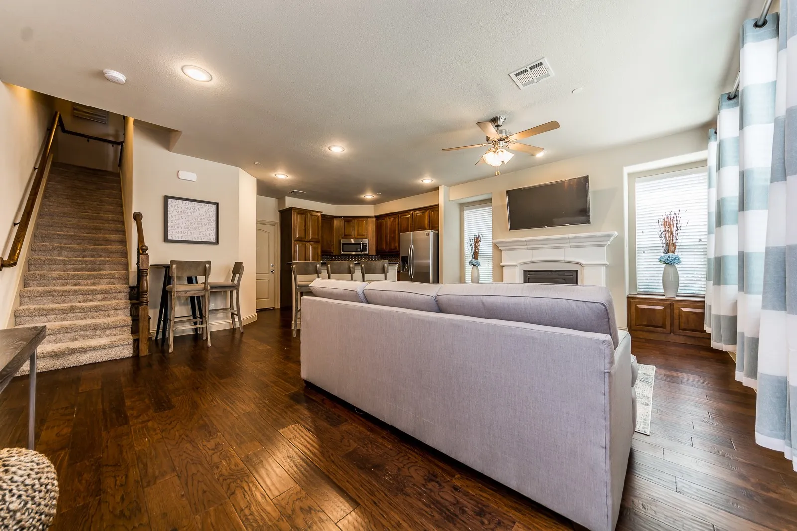 Townhouse For Rent in Collin County , 5722 Kate Avenue, Plano, Texas 75024, 3 Bedroom, 4 Bathroom, 2 Garage spaces, 2,039 Sqft, built in 2012, mls#21304221, Real Estate Agent in Plano, Homes For Rent in Collin county, Homes For Rent in Plano, Realtor in Plano Texas, Real Estate Brokerage Independent Realty Texas, Luminita Cordes Realtor