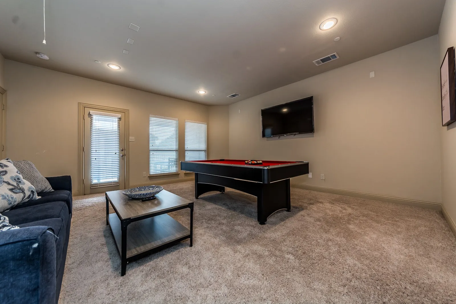 Townhouse For Rent in Collin County , 5722 Kate Avenue, Plano, Texas 75024, 3 Bedroom, 4 Bathroom, 2 Garage spaces, 2,039 Sqft, built in 2012, mls#21304221, Real Estate Agent in Plano, Homes For Rent in Collin county, Homes For Rent in Plano, Realtor in Plano Texas, Real Estate Brokerage Independent Realty Texas, Luminita Cordes Realtor