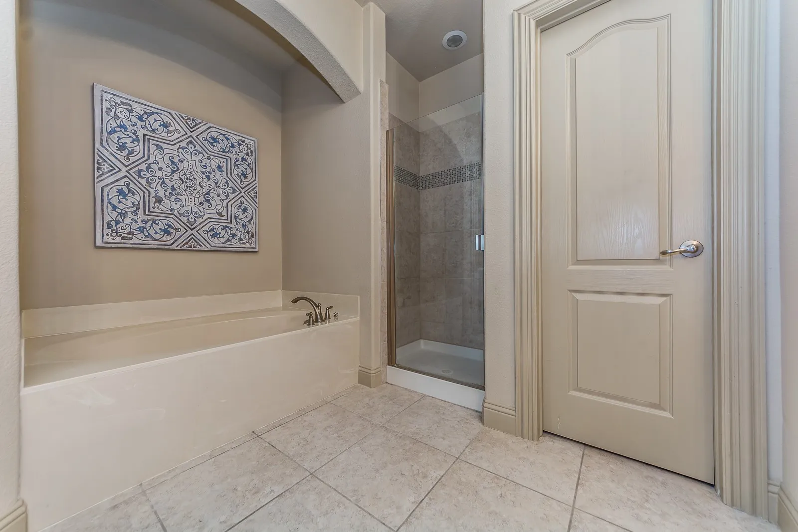 Townhouse For Rent in Collin County , 5722 Kate Avenue, Plano, Texas 75024, 3 Bedroom, 4 Bathroom, 2 Garage spaces, 2,039 Sqft, built in 2012, mls#21304221, Real Estate Agent in Plano, Homes For Rent in Collin county, Homes For Rent in Plano, Realtor in Plano Texas, Real Estate Brokerage Independent Realty Texas, Luminita Cordes Realtor