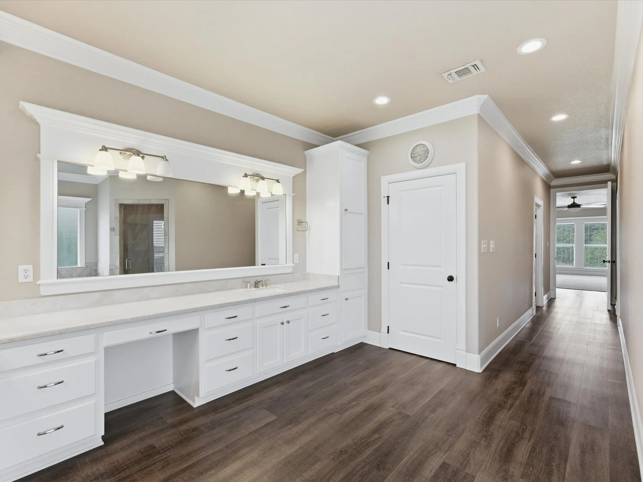 Single Family Residence For Sale in Wise County , 910 County Road 1111, Decatur, Texas 76234, 3 Bedroom, 4 Bathroom, 3 Garage spaces, 4,180 Sqft, built in 2015, mls#21303921, Real Estate Agent in Decatur, Homes For Sale in Wise county, Homes For Sale in Decatur, Realtor in Decatur Texas, Real Estate Brokerage Independent Realty Texas, Luminita Cordes Realtor