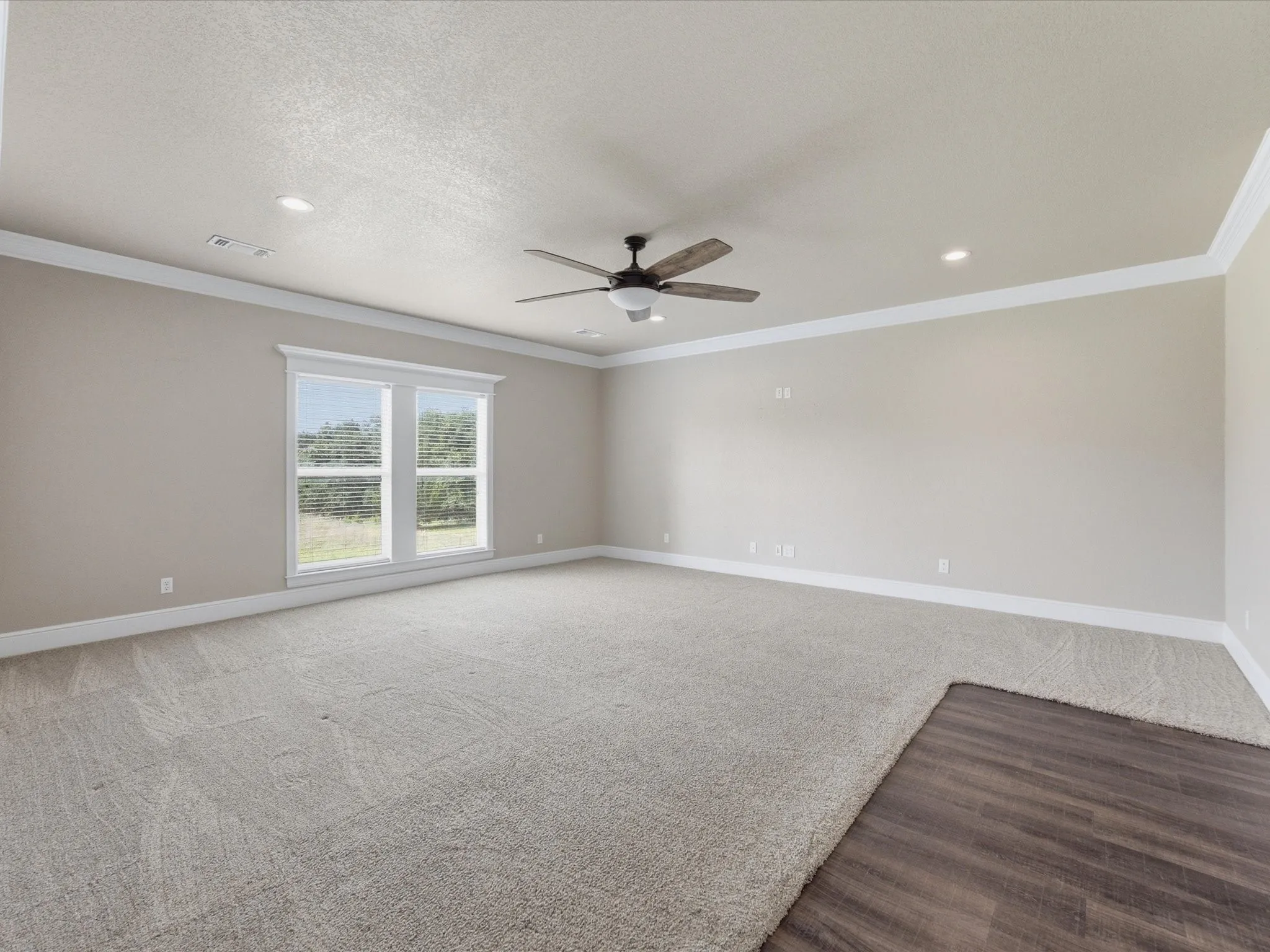 Single Family Residence For Sale in Wise County , 910 County Road 1111, Decatur, Texas 76234, 3 Bedroom, 4 Bathroom, 3 Garage spaces, 4,180 Sqft, built in 2015, mls#21303921, Real Estate Agent in Decatur, Homes For Sale in Wise county, Homes For Sale in Decatur, Realtor in Decatur Texas, Real Estate Brokerage Independent Realty Texas, Luminita Cordes Realtor