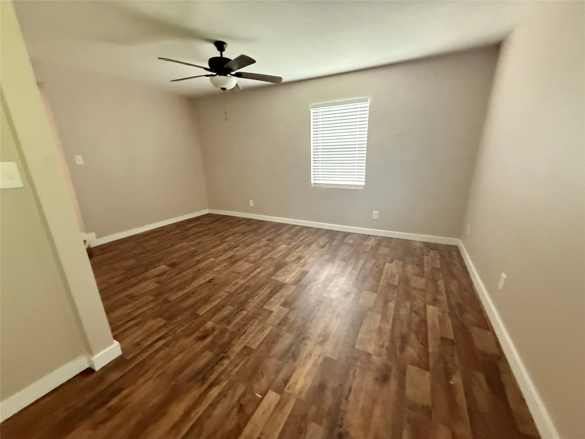 Single Family Residence For Sale in Kaufman County , 515 Burgett Street, Forney, Texas 75126, 3 Bedroom, 2 Bathroom, Garage spaces, 1,632 Sqft, built in 1960, mls#21304272, Real Estate Agent in Forney, Homes For Sale in Kaufman county, Homes For Sale in Forney, Realtor in Forney Texas, Real Estate Brokerage Independent Realty Texas, Luminita Cordes Realtor