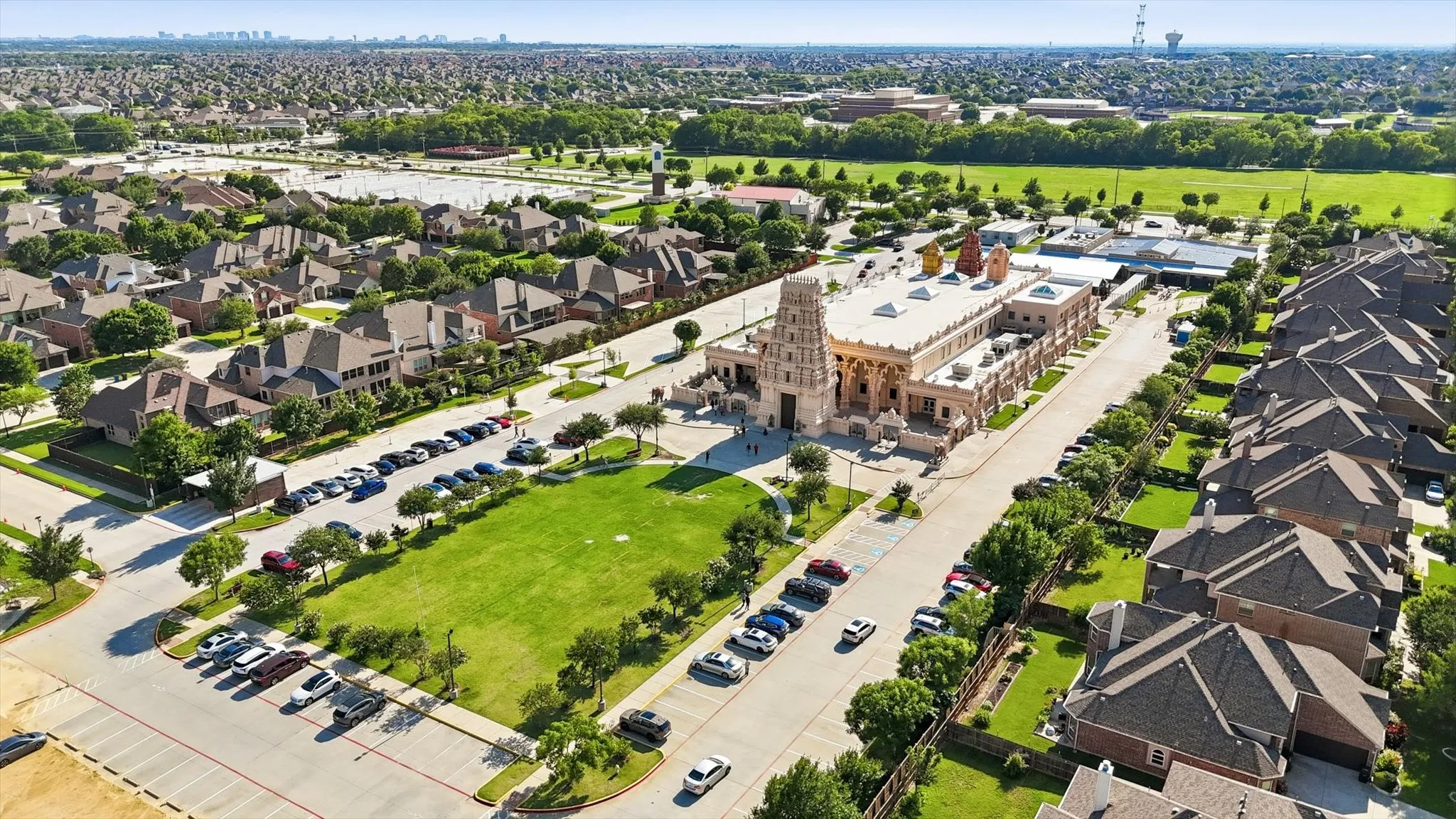 Single Family Residence For Sale in Collin County , 15226 Preachers Lane, Frisco, Texas 75035, 5 Bedroom, 4 Bathroom, 2 Garage spaces, 3,857 Sqft, built in 2005, mls#21289818, Real Estate Agent in Frisco, Homes For Sale in Collin county, Homes For Sale in Frisco, Realtor in Frisco Texas, Real Estate Brokerage Independent Realty Texas, Luminita Cordes Realtor