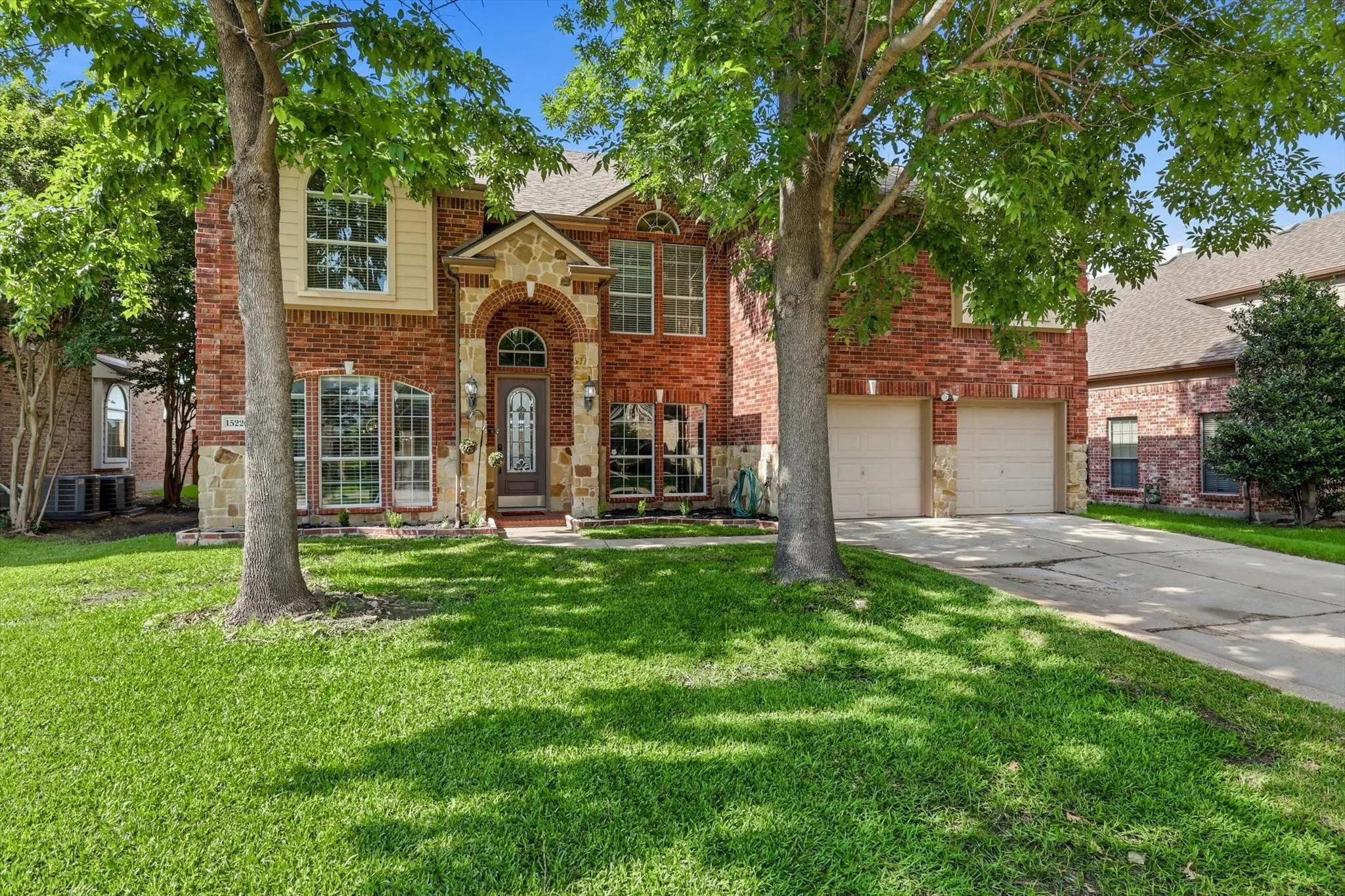 Single Family Residence For Sale in Collin County , 15226 Preachers Lane, Frisco, Texas 75035, 5 Bedroom, 4 Bathroom, 2 Garage spaces, 3,857 Sqft, built in 2005, mls#21289818, Real Estate Agent in Frisco, Homes For Sale in Collin county, Homes For Sale in Frisco, Realtor in Frisco Texas, Real Estate Brokerage Independent Realty Texas, Luminita Cordes Realtor