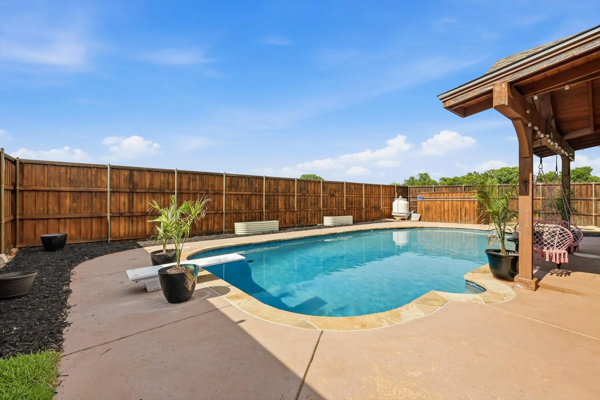 Single Family Residence For Sale in Collin County , 15226 Preachers Lane, Frisco, Texas 75035, 5 Bedroom, 4 Bathroom, 2 Garage spaces, 3,857 Sqft, built in 2005, mls#21289818, Real Estate Agent in Frisco, Homes For Sale in Collin county, Homes For Sale in Frisco, Realtor in Frisco Texas, Real Estate Brokerage Independent Realty Texas, Luminita Cordes Realtor