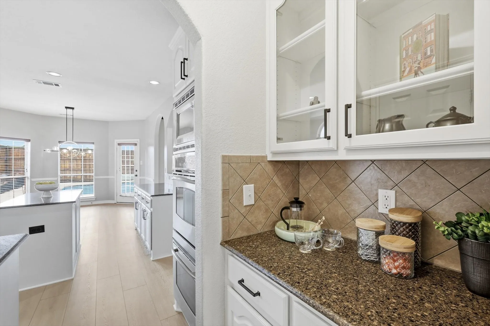 Single Family Residence For Sale in Collin County , 15226 Preachers Lane, Frisco, Texas 75035, 5 Bedroom, 4 Bathroom, 2 Garage spaces, 3,857 Sqft, built in 2005, mls#21289818, Real Estate Agent in Frisco, Homes For Sale in Collin county, Homes For Sale in Frisco, Realtor in Frisco Texas, Real Estate Brokerage Independent Realty Texas, Luminita Cordes Realtor