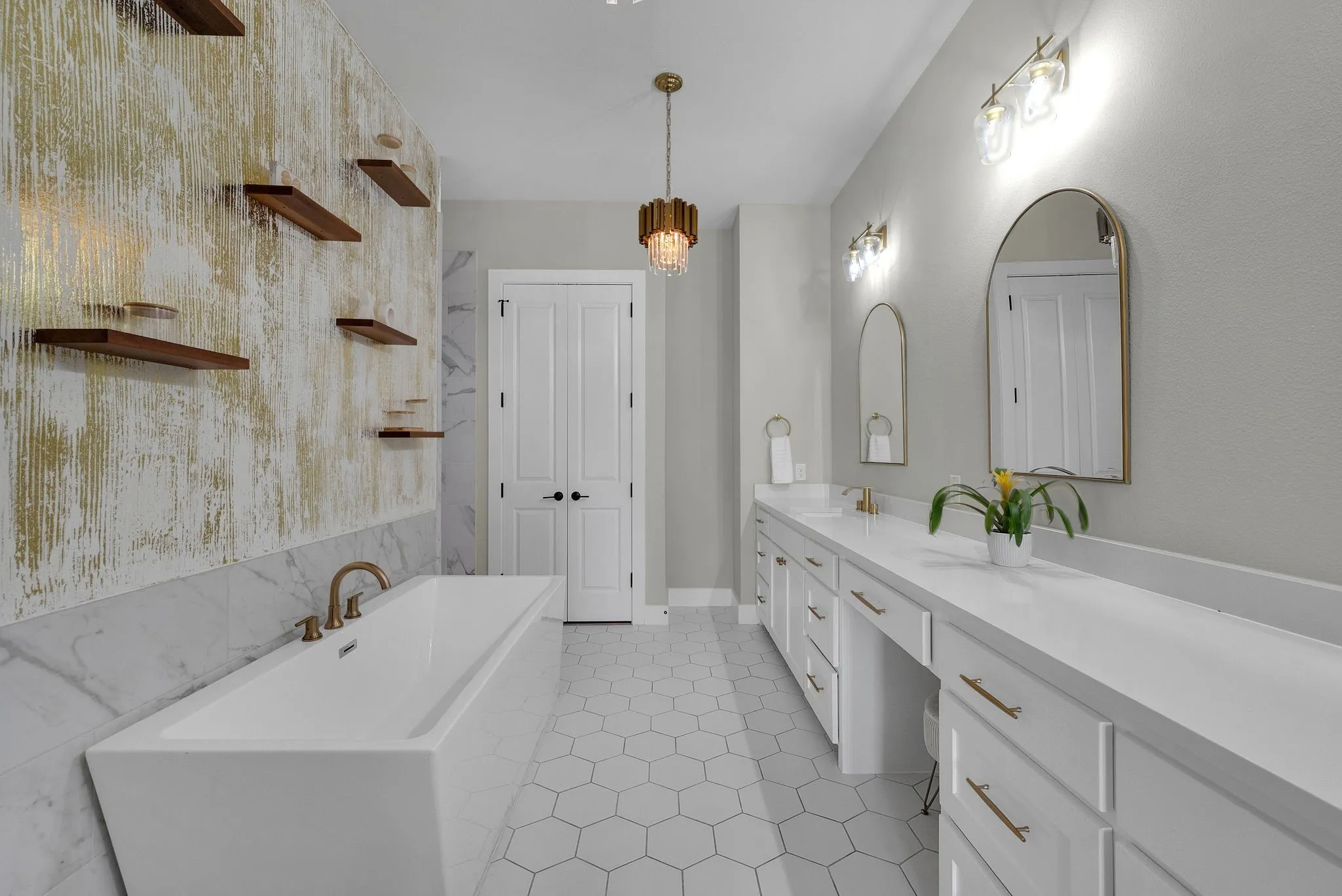Single Family Residence For Sale in Collin County , 1414 Tucker Place, Celina, Texas 75009, 7 Bedroom, 7 Bathroom, 7 Garage spaces, 5,267 Sqft, built in 2022, mls#21298396, Real Estate Agent in Celina, Homes For Sale in Collin county, Homes For Sale in Celina, Realtor in Celina Texas, Real Estate Brokerage Independent Realty Texas, Luminita Cordes Realtor