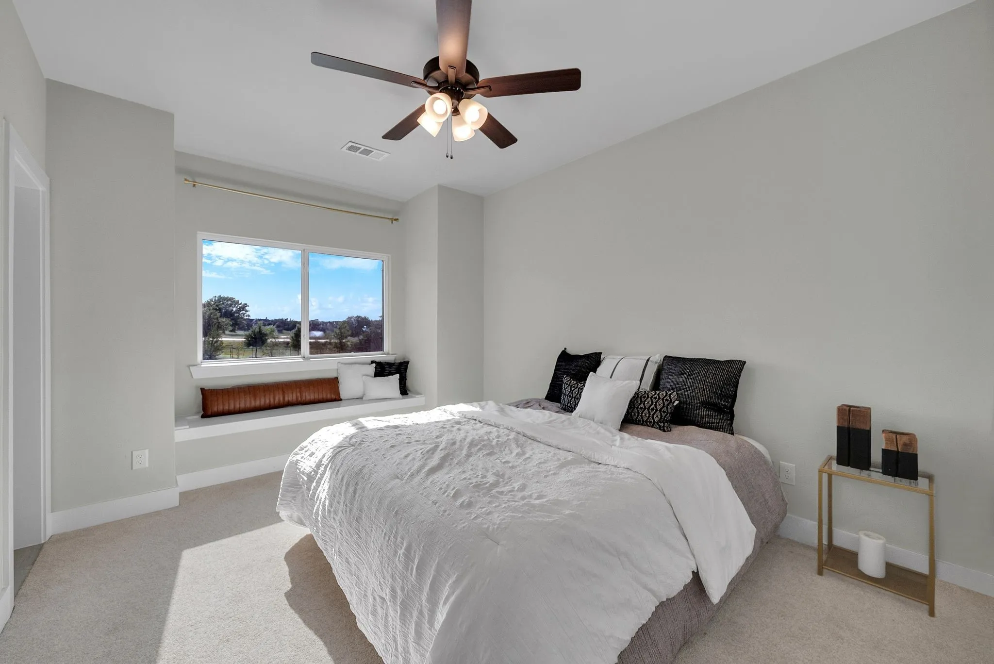 Single Family Residence For Sale in Collin County , 1414 Tucker Place, Celina, Texas 75009, 7 Bedroom, 7 Bathroom, 7 Garage spaces, 5,267 Sqft, built in 2022, mls#21298396, Real Estate Agent in Celina, Homes For Sale in Collin county, Homes For Sale in Celina, Realtor in Celina Texas, Real Estate Brokerage Independent Realty Texas, Luminita Cordes Realtor