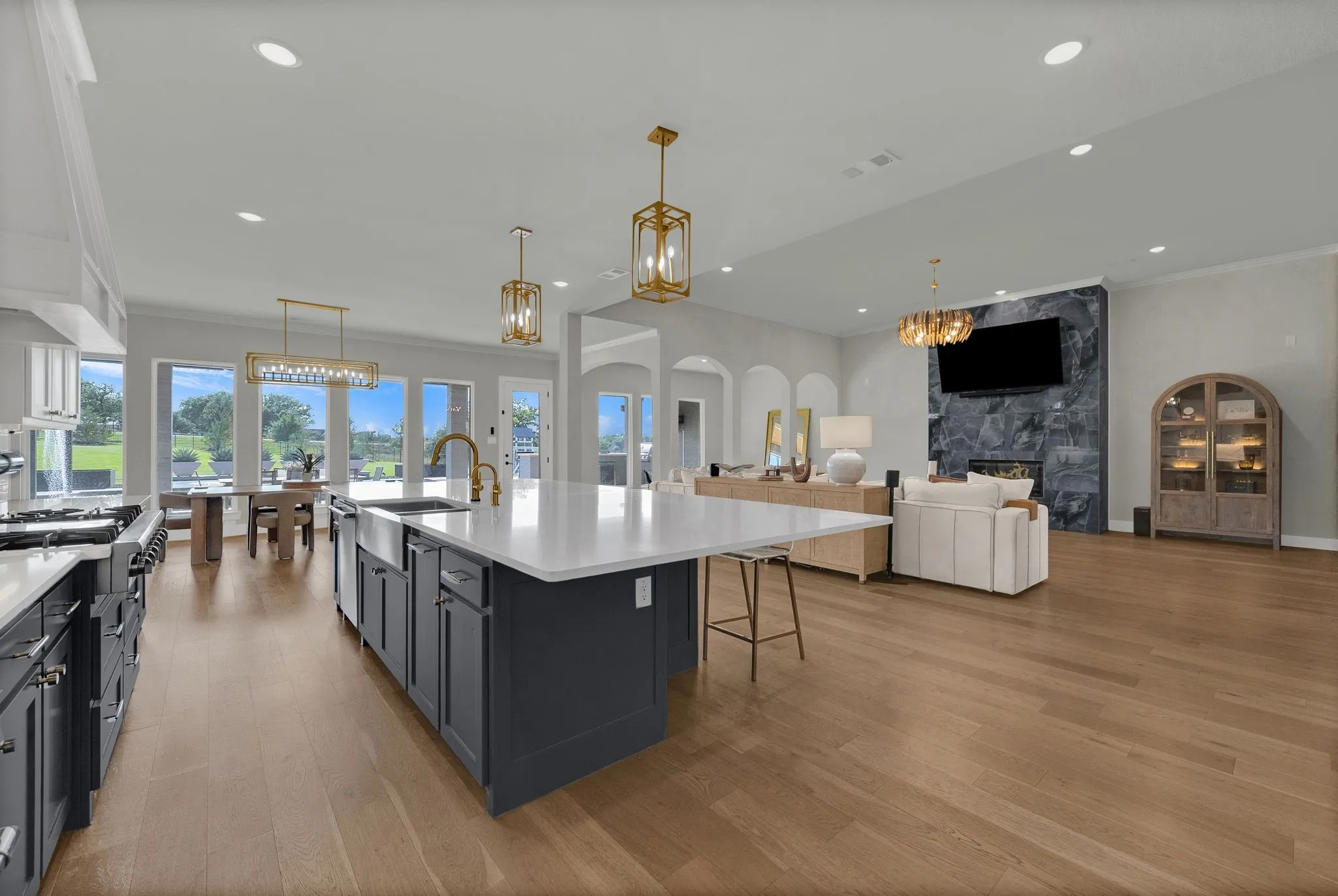 Single Family Residence For Sale in Collin County , 1414 Tucker Place, Celina, Texas 75009, 7 Bedroom, 7 Bathroom, 7 Garage spaces, 5,267 Sqft, built in 2022, mls#21298396, Real Estate Agent in Celina, Homes For Sale in Collin county, Homes For Sale in Celina, Realtor in Celina Texas, Real Estate Brokerage Independent Realty Texas, Luminita Cordes Realtor