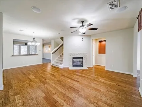 Townhouse For Sale in Denton County , 2573 Jacobson Drive, Lewisville, Texas 75067, 3 Bedroom, 4 Bathroom, 2 Garage spaces, 2,482 Sqft, built in 2008, mls#21294857, Real Estate Agent in Lewisville, Homes For Sale in Denton county, Homes For Sale in Lewisville, Realtor in Lewisville Texas, Real Estate Brokerage Independent Realty Texas, Luminita Cordes Realtor