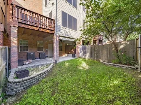 Townhouse For Sale in Denton County , 2573 Jacobson Drive, Lewisville, Texas 75067, 3 Bedroom, 4 Bathroom, 2 Garage spaces, 2,482 Sqft, built in 2008, mls#21294857, Real Estate Agent in Lewisville, Homes For Sale in Denton county, Homes For Sale in Lewisville, Realtor in Lewisville Texas, Real Estate Brokerage Independent Realty Texas, Luminita Cordes Realtor