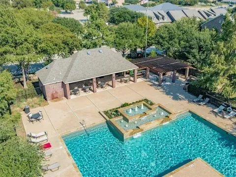 Townhouse For Sale in Denton County , 2573 Jacobson Drive, Lewisville, Texas 75067, 3 Bedroom, 4 Bathroom, 2 Garage spaces, 2,482 Sqft, built in 2008, mls#21294857, Real Estate Agent in Lewisville, Homes For Sale in Denton county, Homes For Sale in Lewisville, Realtor in Lewisville Texas, Real Estate Brokerage Independent Realty Texas, Luminita Cordes Realtor