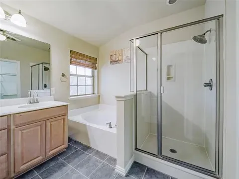 Townhouse For Sale in Denton County , 2573 Jacobson Drive, Lewisville, Texas 75067, 3 Bedroom, 4 Bathroom, 2 Garage spaces, 2,482 Sqft, built in 2008, mls#21294857, Real Estate Agent in Lewisville, Homes For Sale in Denton county, Homes For Sale in Lewisville, Realtor in Lewisville Texas, Real Estate Brokerage Independent Realty Texas, Luminita Cordes Realtor