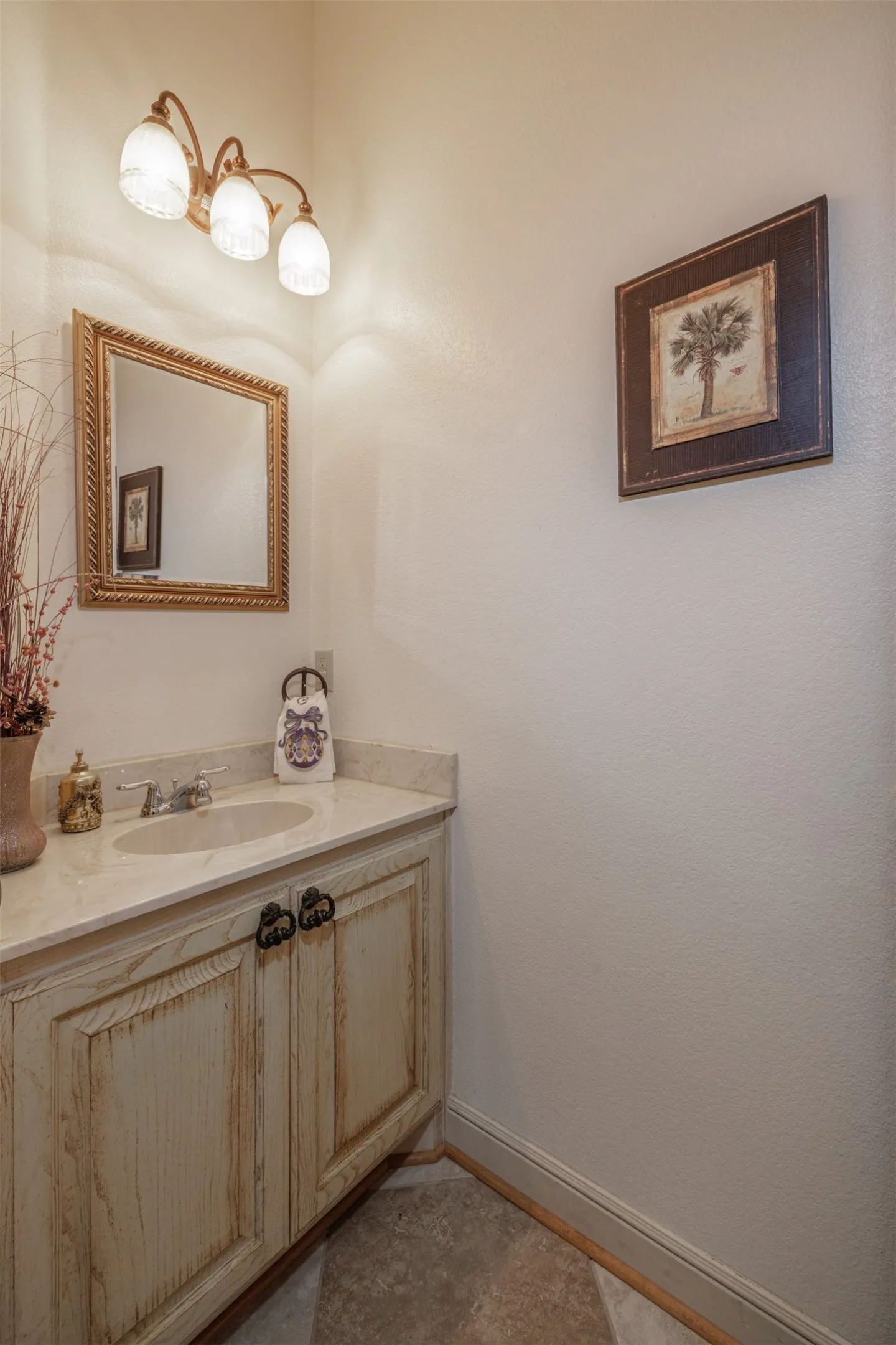 Single Family Residence For Sale in Wood County , 4699 County Road 1600, Alba, Texas 75410, 4 Bedroom, 3 Bathroom, 4 Garage spaces, 3,210 Sqft, built in 2007, mls#21300632, Real Estate Agent in Alba, Homes For Sale in Wood county, Homes For Sale in Alba, Realtor in Alba Texas, Real Estate Brokerage Independent Realty Texas, Luminita Cordes Realtor