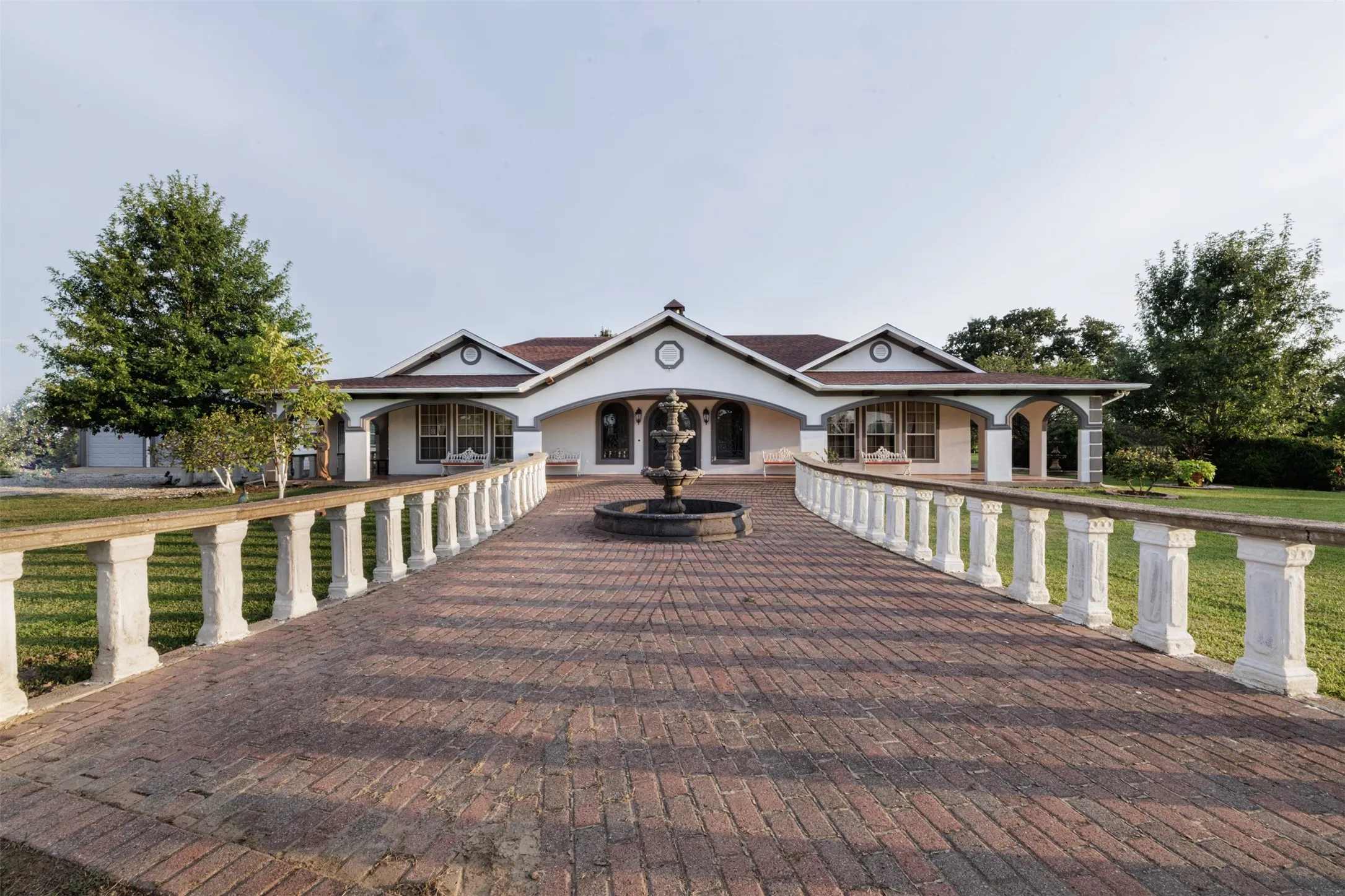 Single Family Residence For Sale in Wood County , 4699 County Road 1600, Alba, Texas 75410, 4 Bedroom, 3 Bathroom, 4 Garage spaces, 3,210 Sqft, built in 2007, mls#21300632, Real Estate Agent in Alba, Homes For Sale in Wood county, Homes For Sale in Alba, Realtor in Alba Texas, Real Estate Brokerage Independent Realty Texas, Luminita Cordes Realtor