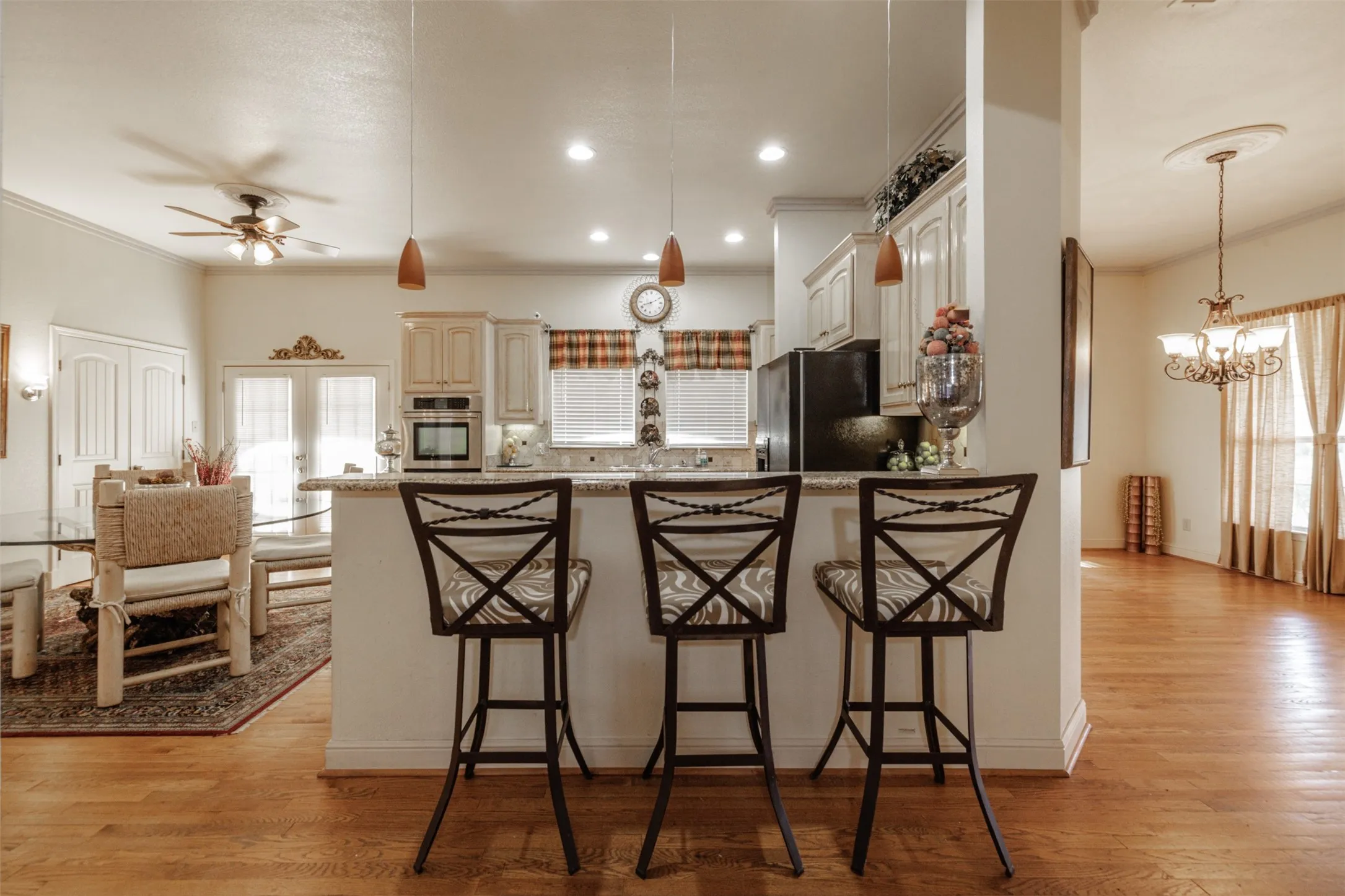 Single Family Residence For Sale in Wood County , 4699 County Road 1600, Alba, Texas 75410, 4 Bedroom, 3 Bathroom, 4 Garage spaces, 3,210 Sqft, built in 2007, mls#21300632, Real Estate Agent in Alba, Homes For Sale in Wood county, Homes For Sale in Alba, Realtor in Alba Texas, Real Estate Brokerage Independent Realty Texas, Luminita Cordes Realtor