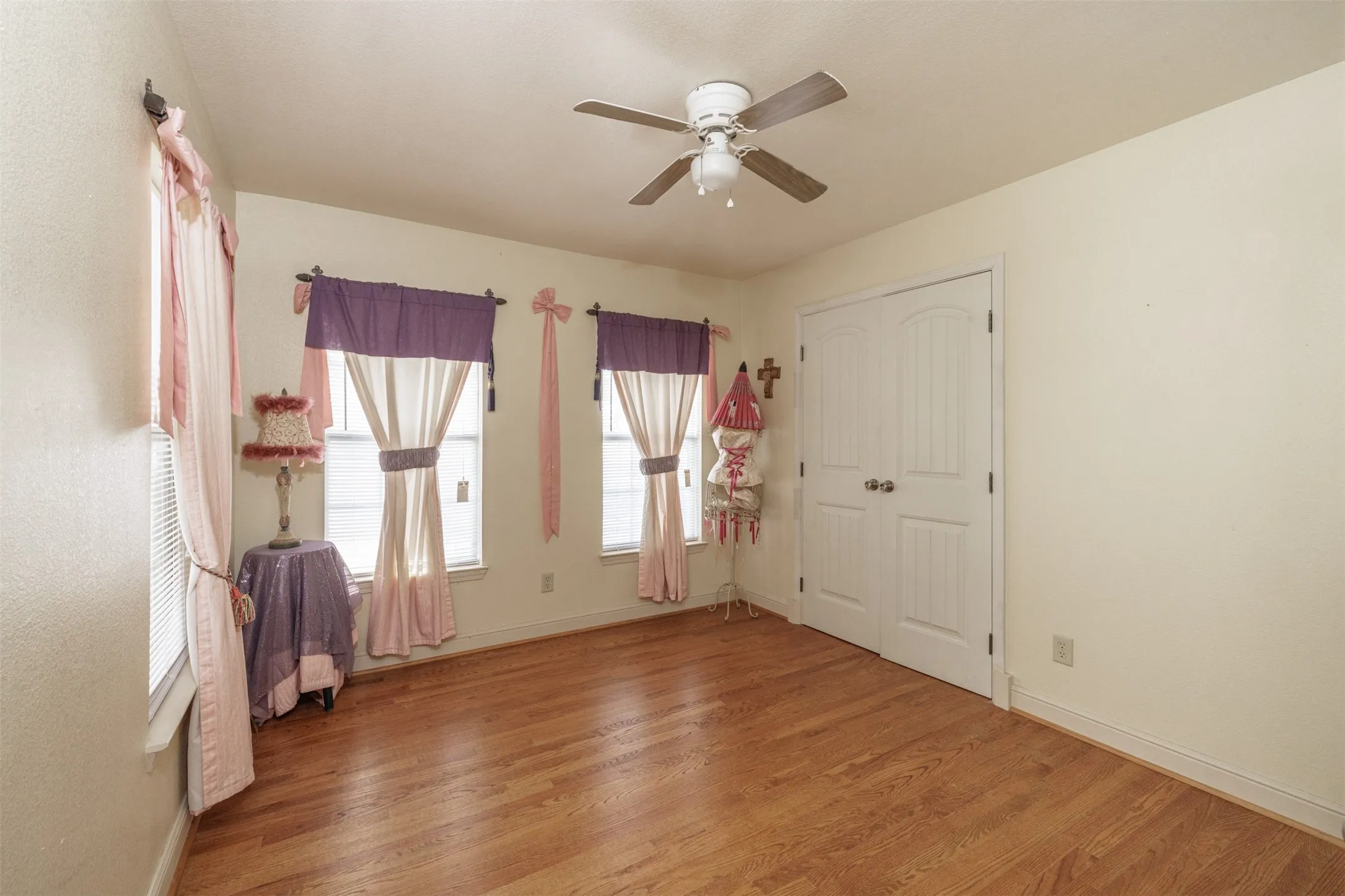Single Family Residence For Sale in Wood County , 4699 County Road 1600, Alba, Texas 75410, 4 Bedroom, 3 Bathroom, 4 Garage spaces, 3,210 Sqft, built in 2007, mls#21300632, Real Estate Agent in Alba, Homes For Sale in Wood county, Homes For Sale in Alba, Realtor in Alba Texas, Real Estate Brokerage Independent Realty Texas, Luminita Cordes Realtor