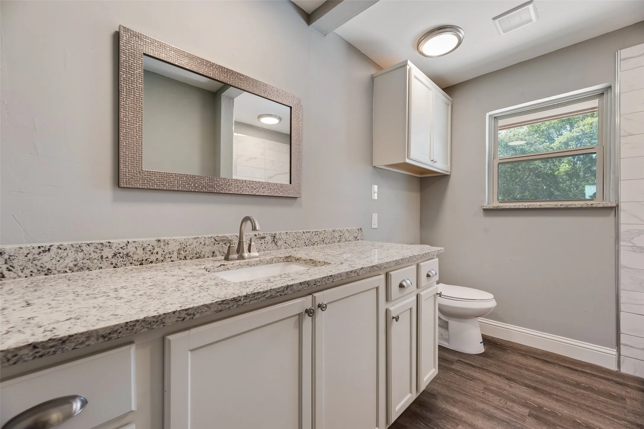 Single Family Residence For Sale in Hunt County , 302 County Road 3320, Greenville, Texas 75402, 3 Bedroom, 2 Bathroom, 2 Garage spaces, 1,670 Sqft, built in 1983, mls#21304279, Real Estate Agent in Greenville, Homes For Sale in Hunt county, Homes For Sale in Greenville, Realtor in Greenville Texas, Real Estate Brokerage Independent Realty Texas, Luminita Cordes Realtor