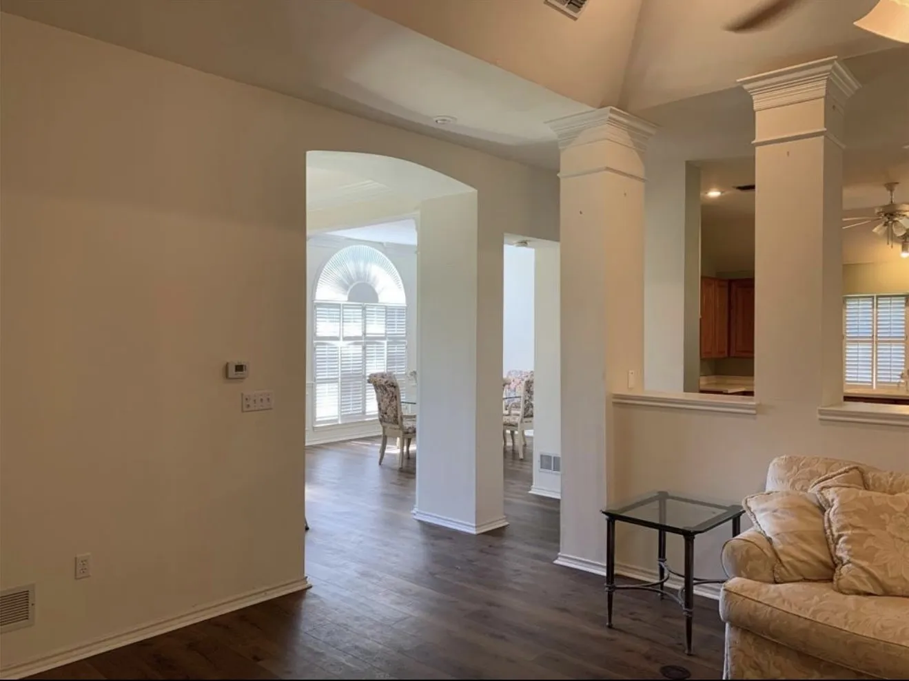 Single Family Residence For Rent in Fannin County , 566 County Road 3745, Wolfe City, Texas 75496, 3 Bedrooms, 2 Bathrooms, Garage spaces, 2,809 Sqft, built in 1998, Price $2,300, mls#21303000, Real Estate Agent in Wolfe City, Homes For Rent in Fannin county, Homes For Rent in Wolfe City, Realtor in Wolfe City Texas, Real Estate Brokerage Independent Realty Texas, Luminita Cordes Realtor