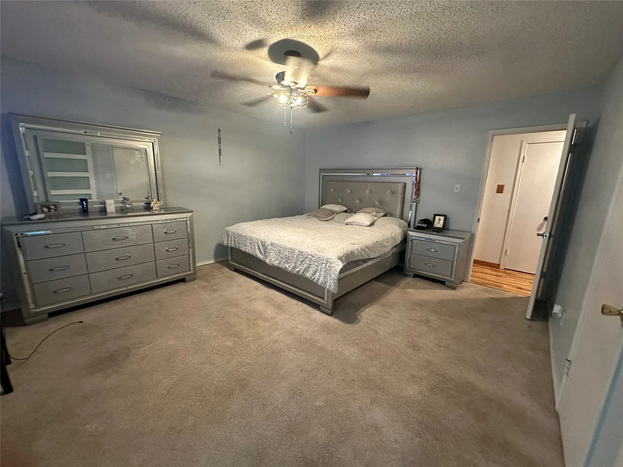 Single Family Residence For Sale in Denton County , 2312 Westbrook Drive, Carrollton, Texas 75007, 3 Bedrooms, 2 Bathrooms, 2 Garage spaces, 1,795 Sqft, built in 1978, Price $385,000, mls#21269111, Real Estate Agent in Carrollton, Homes For Sale in Denton county, Homes For Sale in Carrollton, Realtor in Carrollton Texas, Real Estate Brokerage Independent Realty Texas, Luminita Cordes Realtor