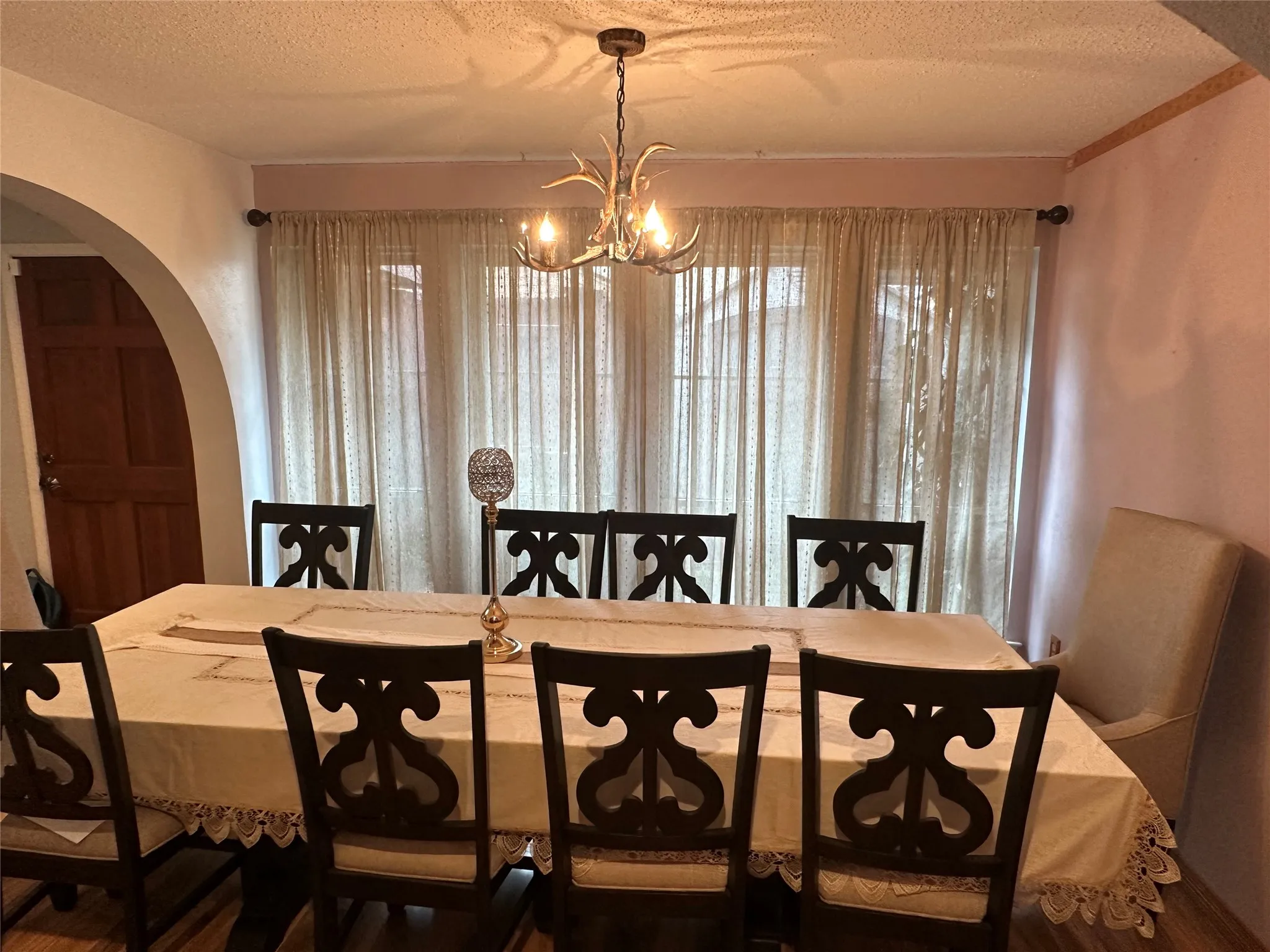 Single Family Residence For Sale in Denton County , 2312 Westbrook Drive, Carrollton, Texas 75007, 3 Bedrooms, 2 Bathrooms, 2 Garage spaces, 1,795 Sqft, built in 1978, Price $385,000, mls#21269111, Real Estate Agent in Carrollton, Homes For Sale in Denton county, Homes For Sale in Carrollton, Realtor in Carrollton Texas, Real Estate Brokerage Independent Realty Texas, Luminita Cordes Realtor