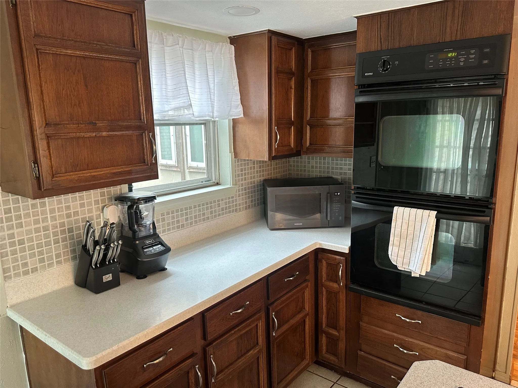 Single Family Residence For Sale in Denton County , 2312 Westbrook Drive, Carrollton, Texas 75007, 3 Bedrooms, 2 Bathrooms, 2 Garage spaces, 1,795 Sqft, built in 1978, Price $385,000, mls#21269111, Real Estate Agent in Carrollton, Homes For Sale in Denton county, Homes For Sale in Carrollton, Realtor in Carrollton Texas, Real Estate Brokerage Independent Realty Texas, Luminita Cordes Realtor
